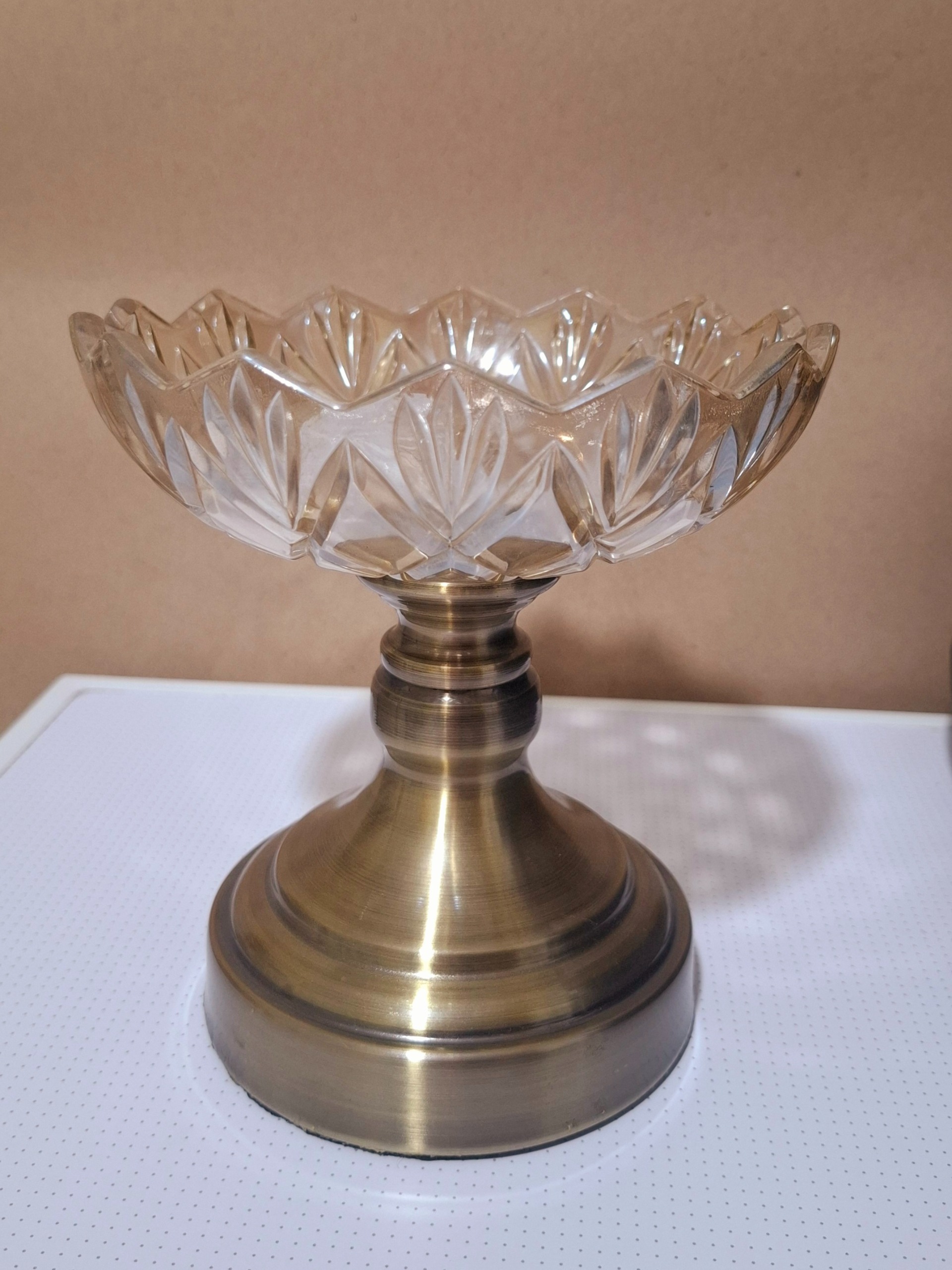 شکلات خوری شامپاینی پایه فلزی