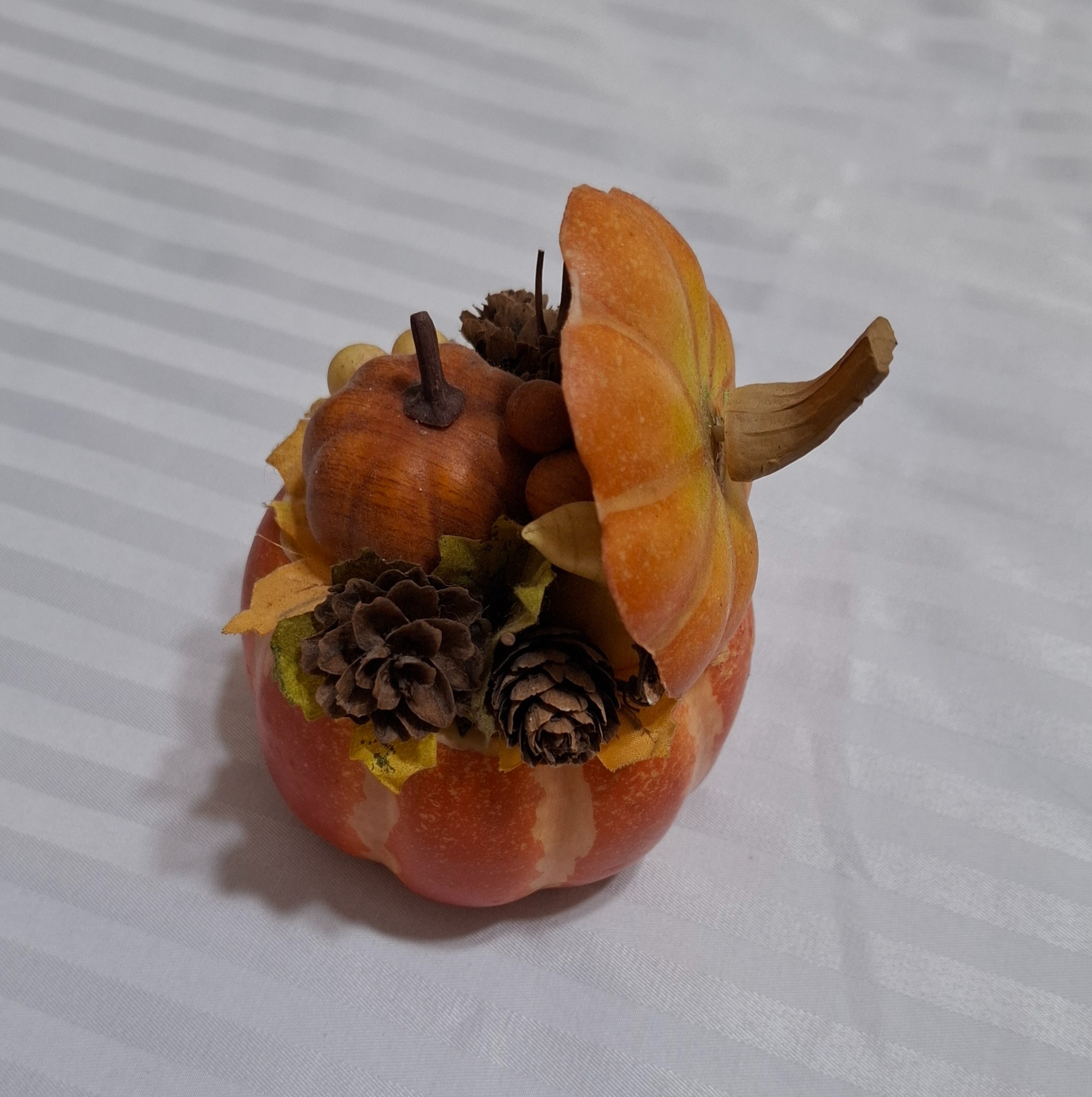 مجسمه دکوری کدو تنبل