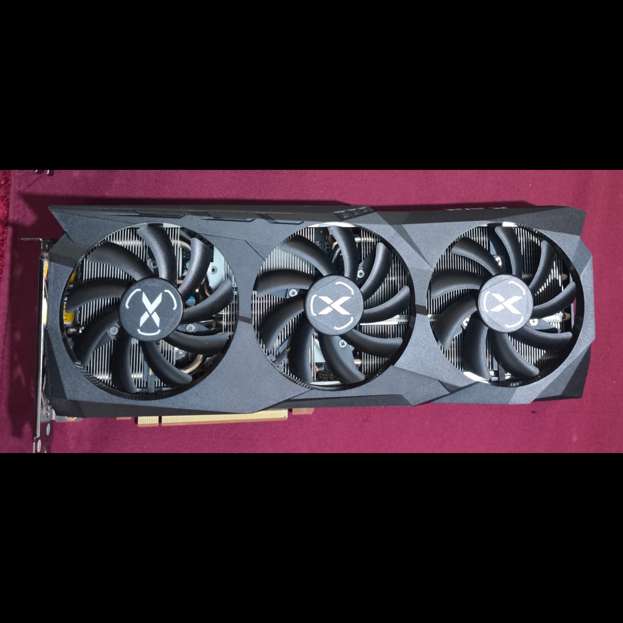 کارت گرافیک AMD مدل rx 6700xt
