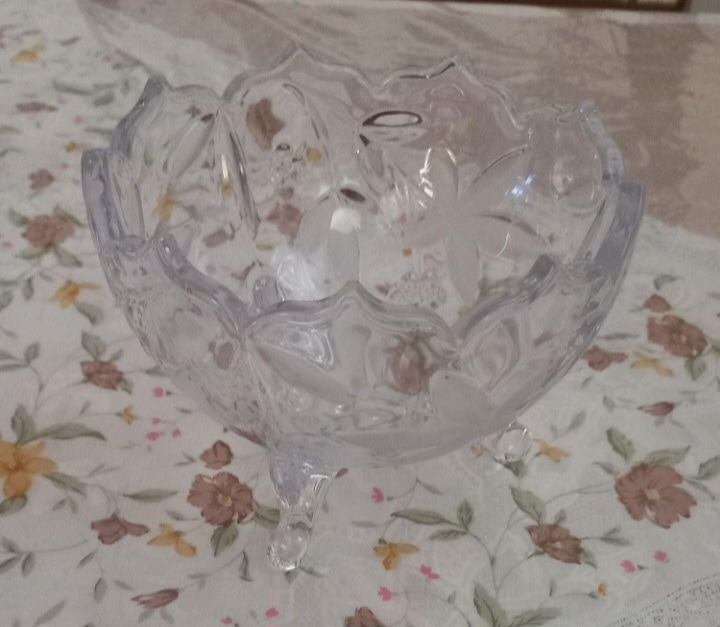 شکلات خوری پایه دار