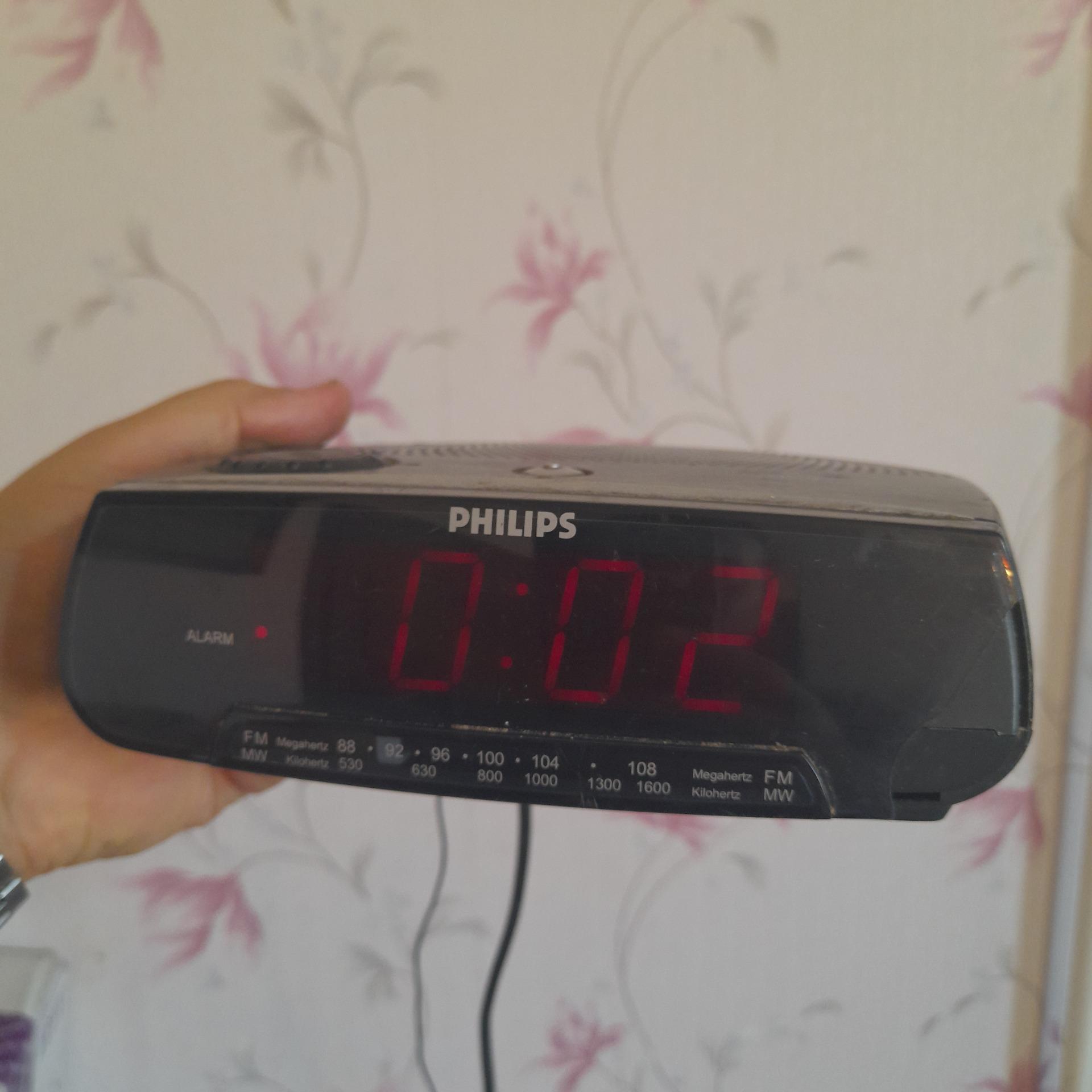 رادیو ساعت فیلیپس