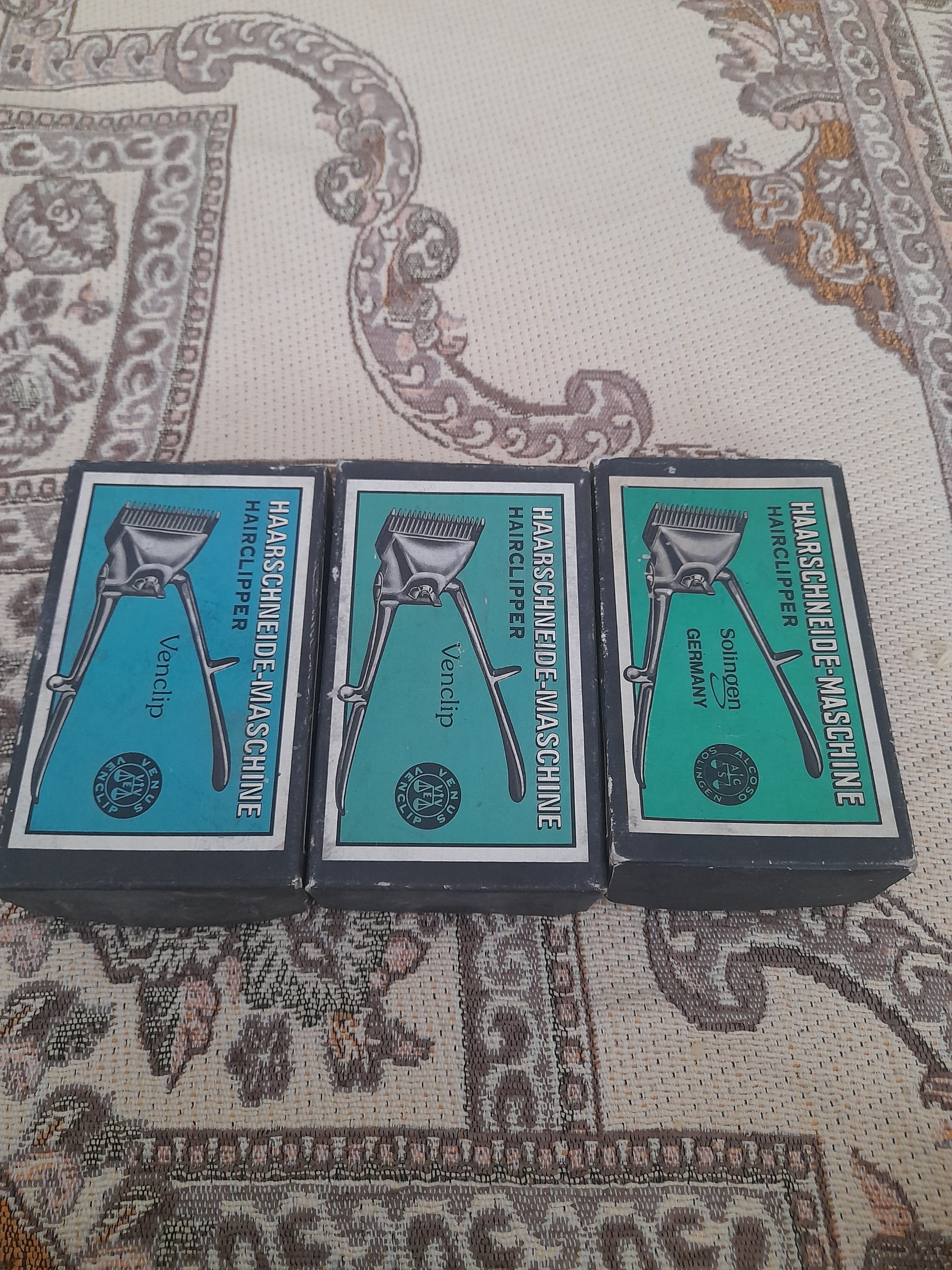 سه عدد ریش تراش دستی قدیمی