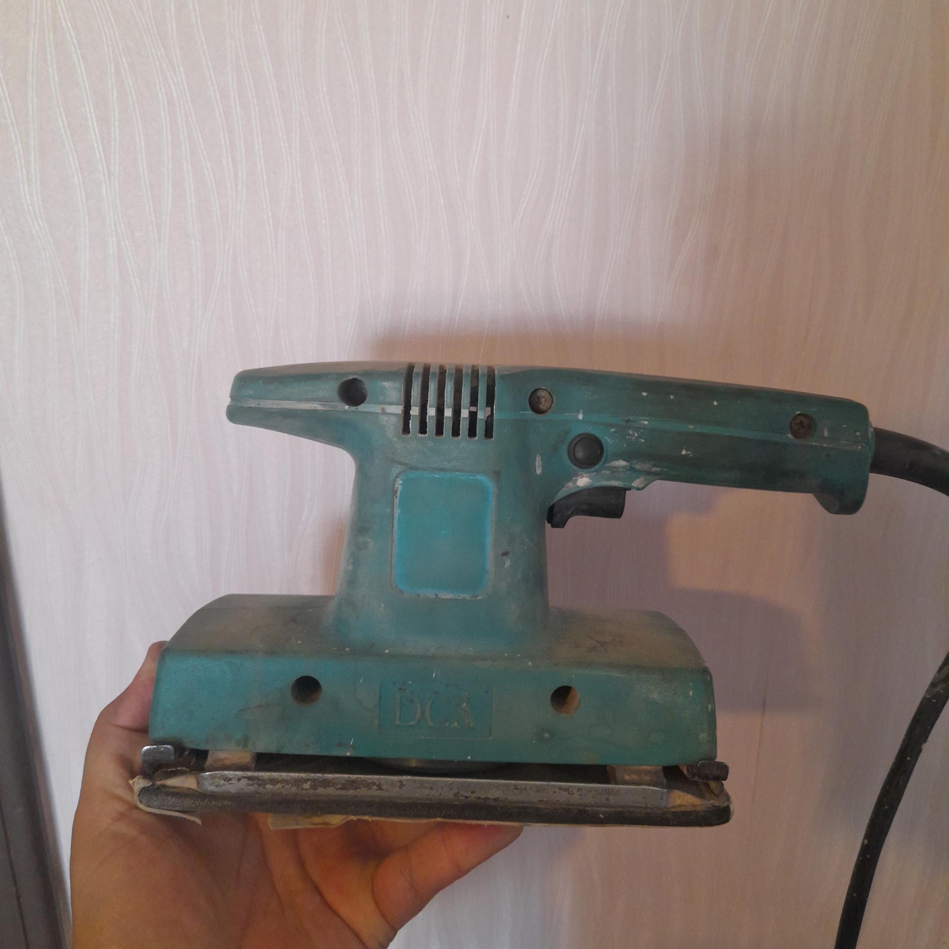 سمباده برقی لرزان