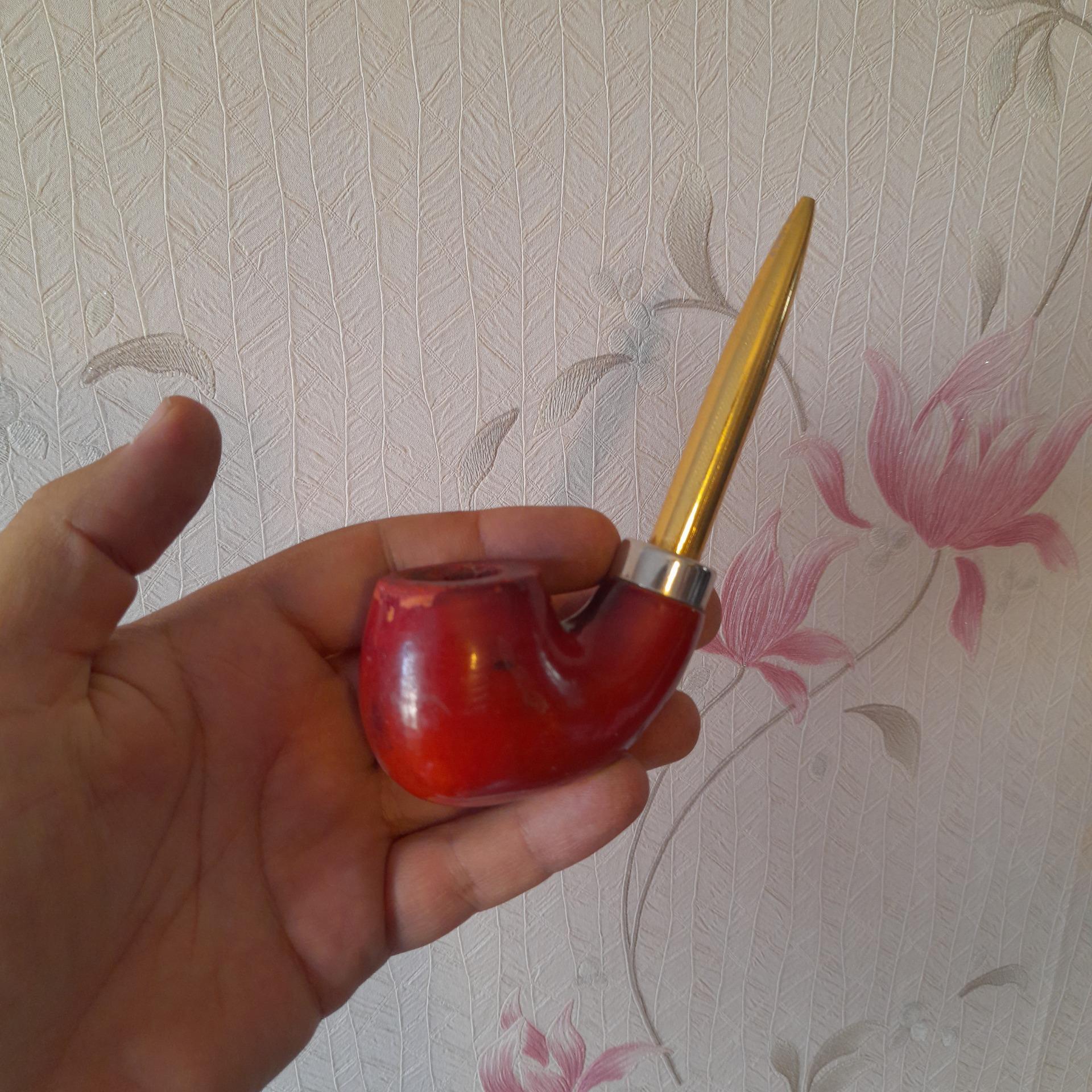 پیپ قدیمی دسته فلزی