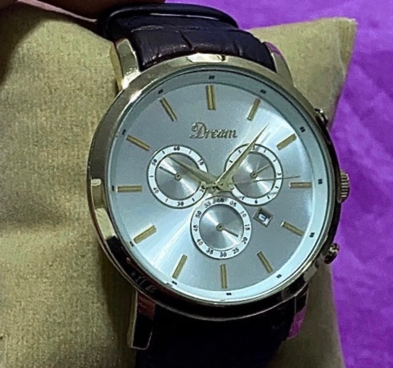 ساعت اورجینال و کمیاب از برند دریمdream