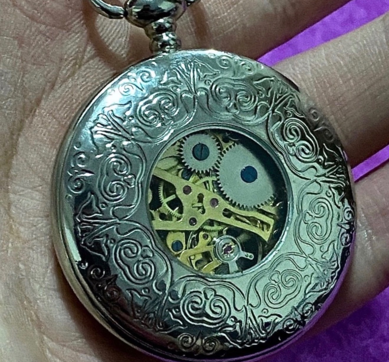 ساعت جیبی قدیمی و کلکسیونی اسکلتون سویسی