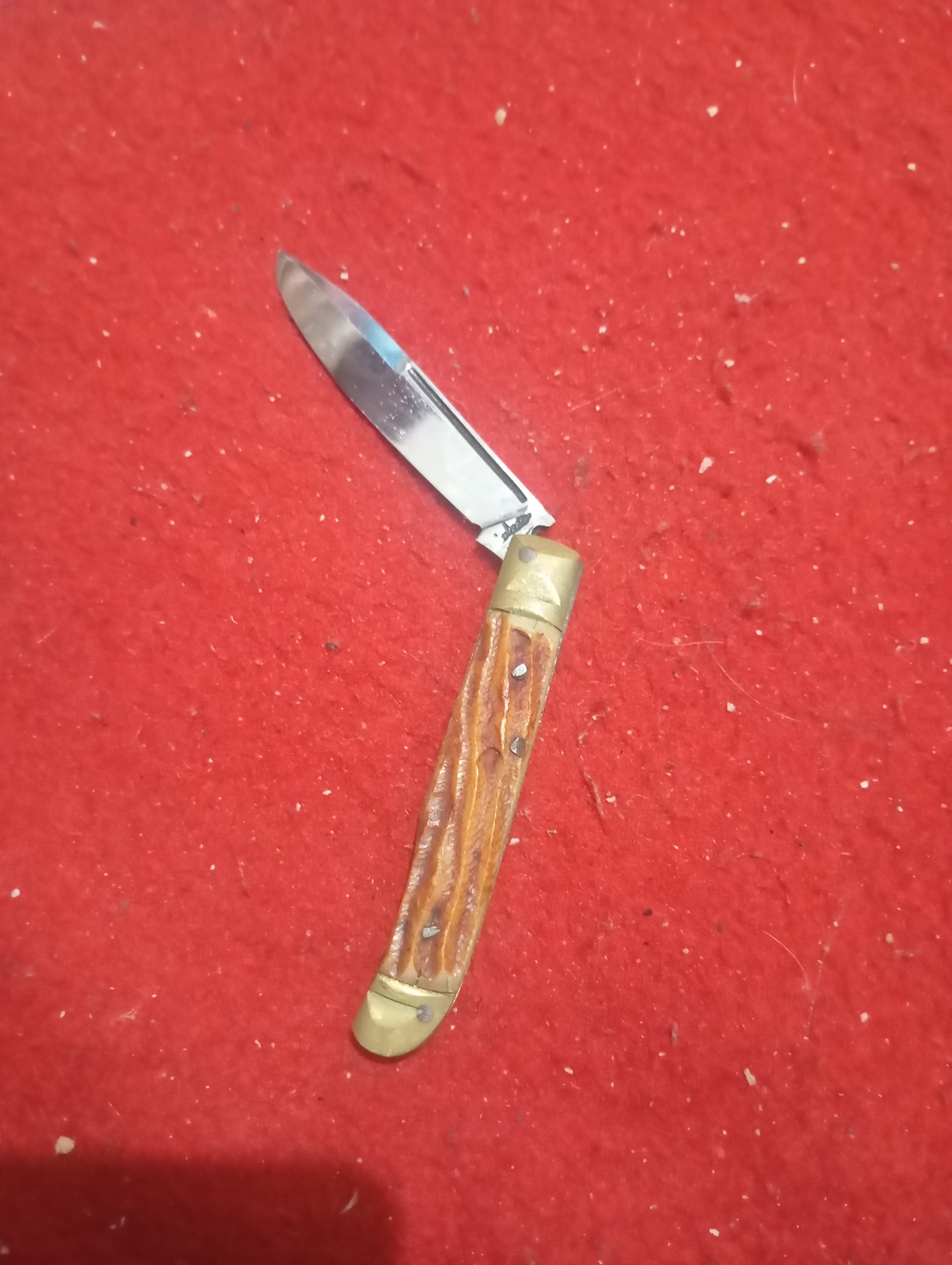 چاقو شاخ گوزن