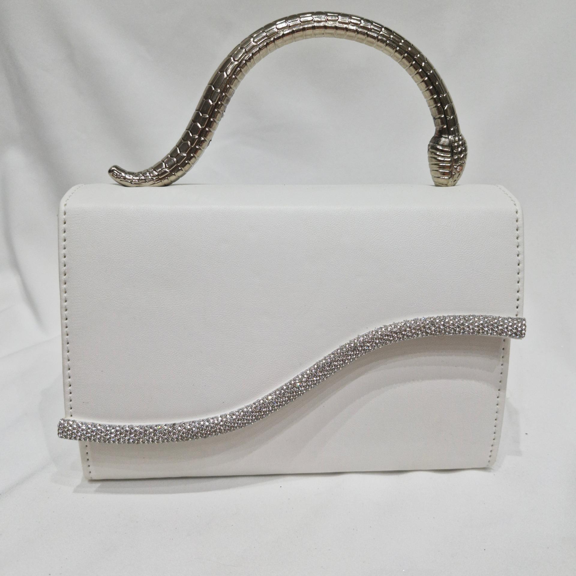 کیف دوشی زنانه