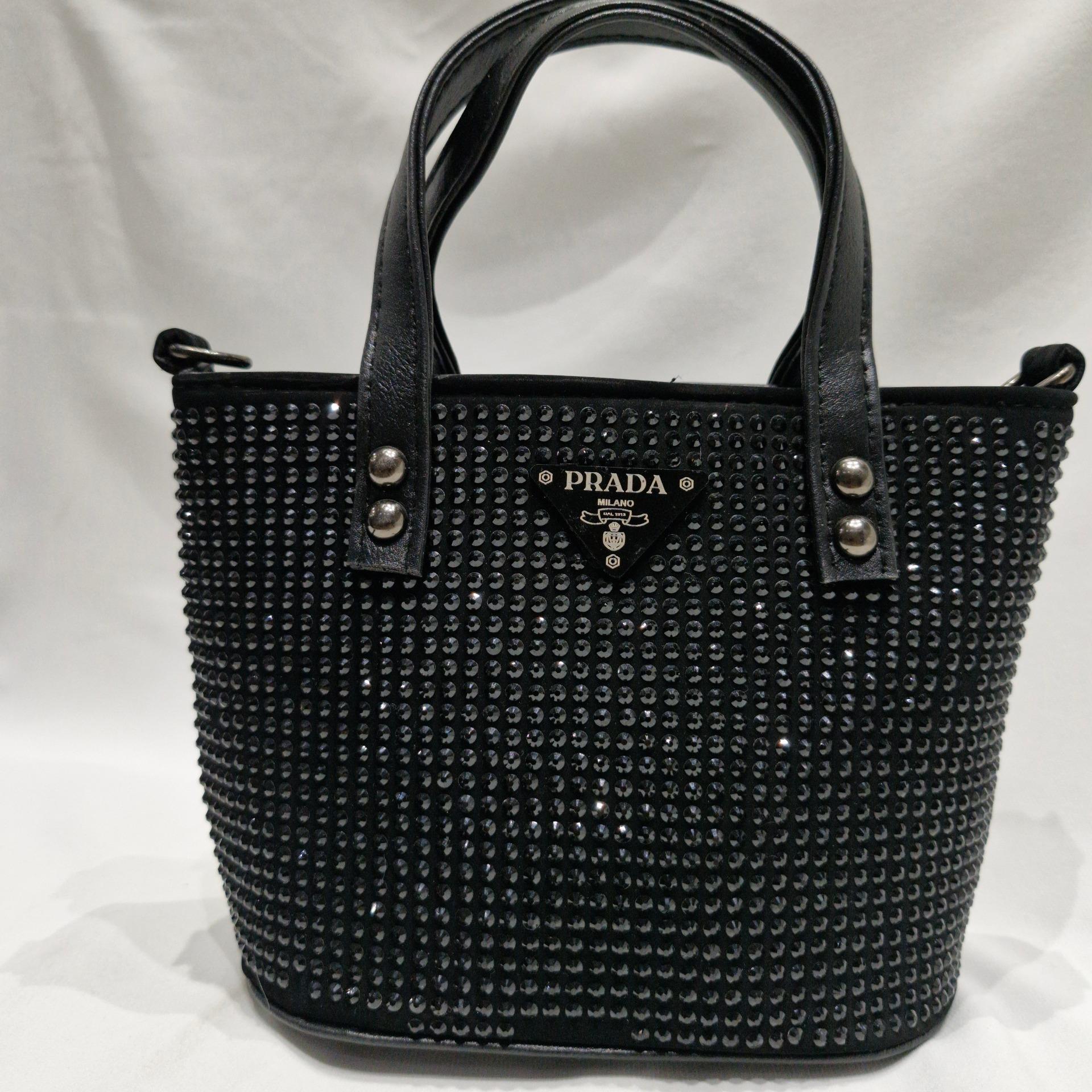 کیف دوشی زنانه