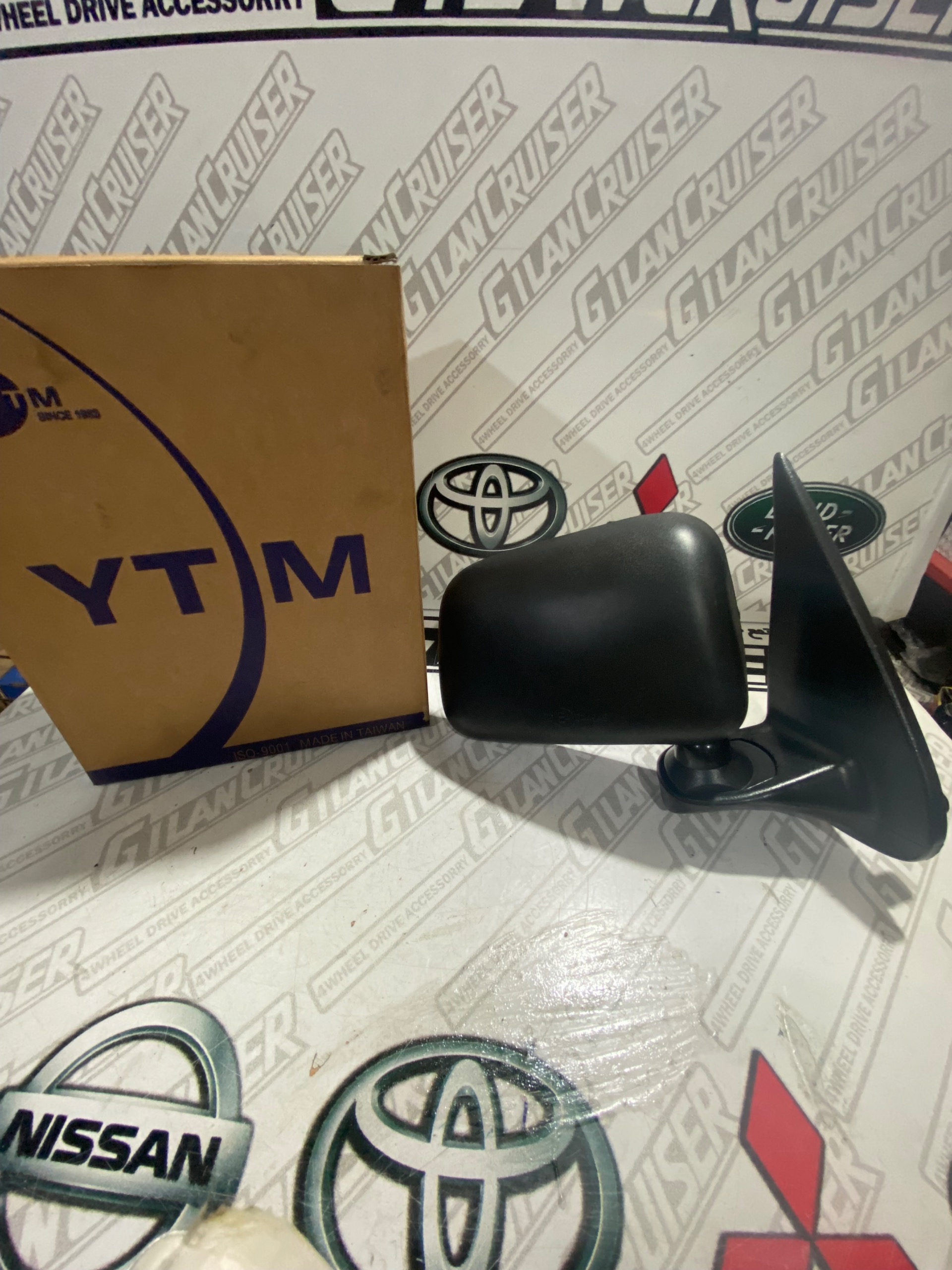 آینه بغل هایلوکس تایگر ( سمت شاگرد )