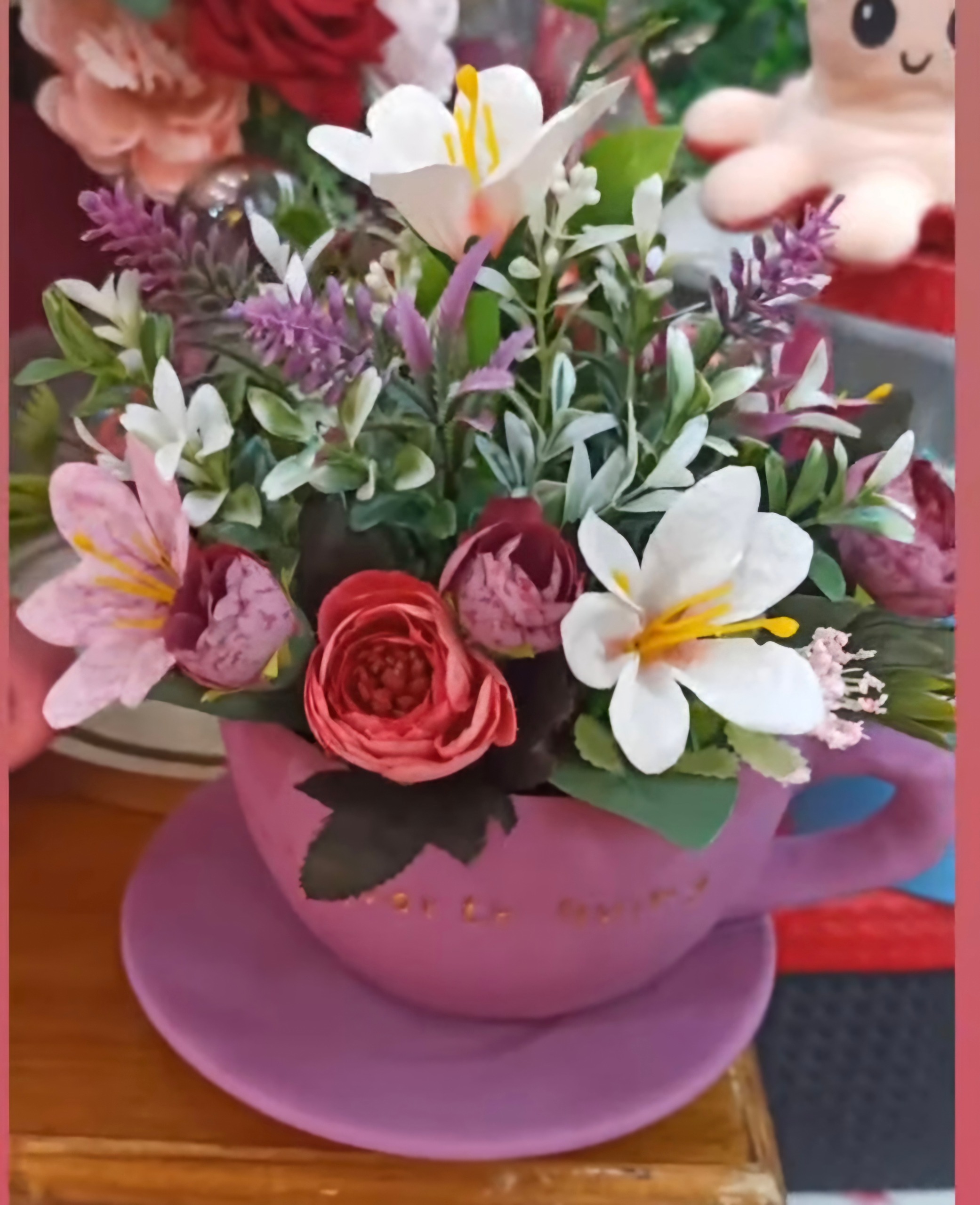 گل آرایی فنجان نعلبکی