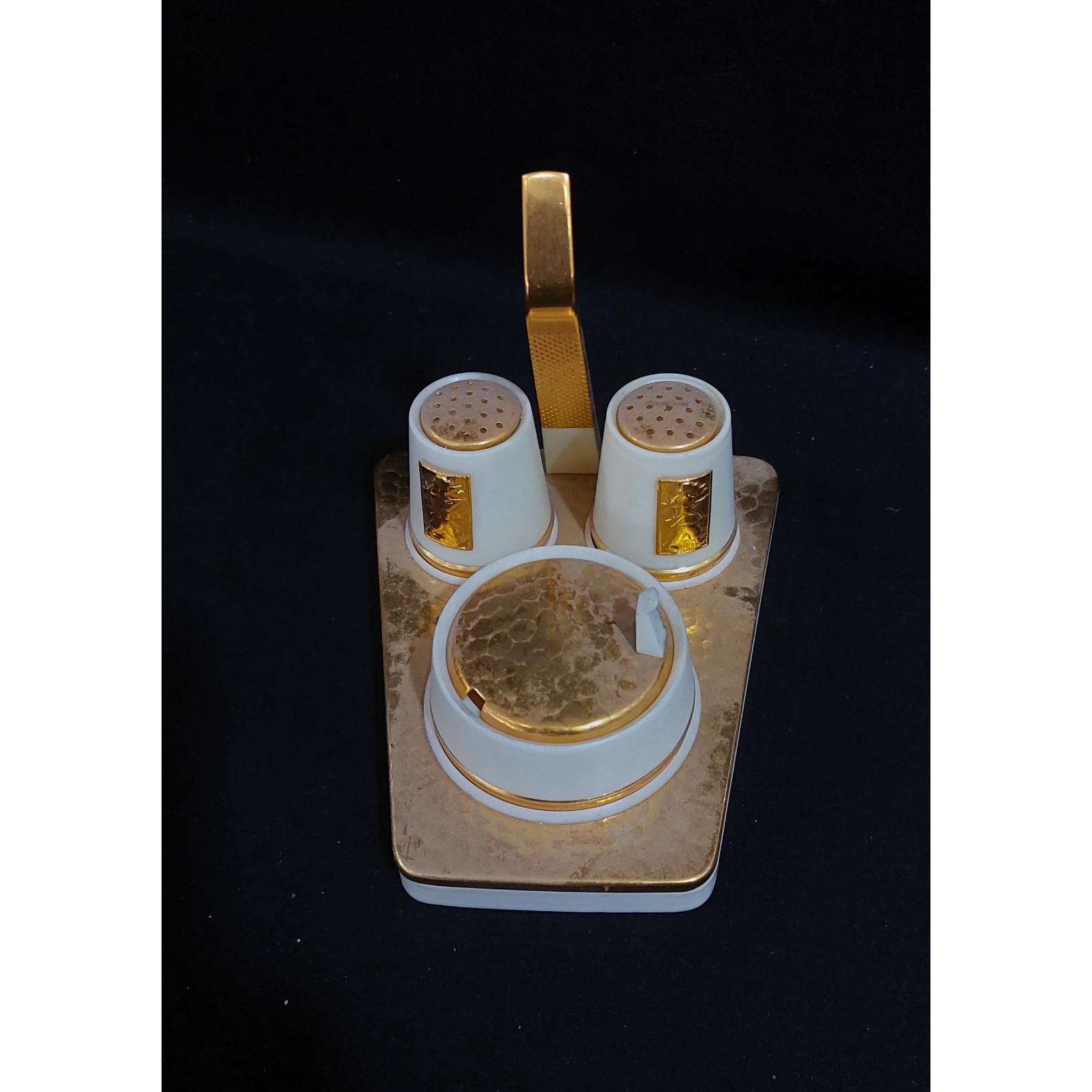 نمکدان قدیمی روسی