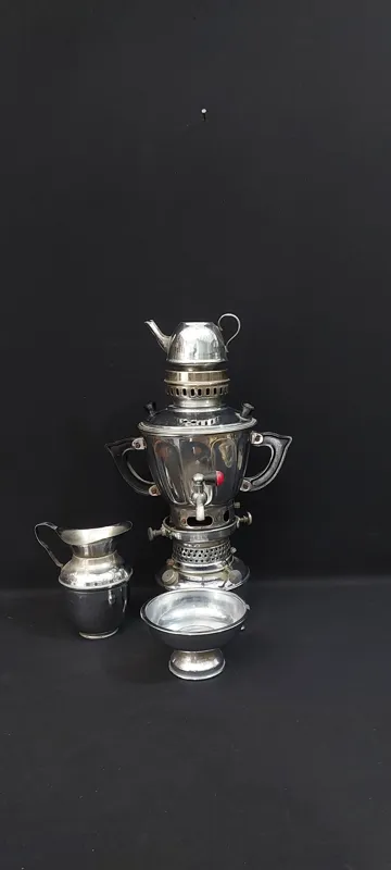 سماور نفتی فسقلی 1 لیتری قدیمی