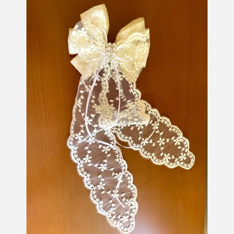 گلسر دانتل سفید و کرم