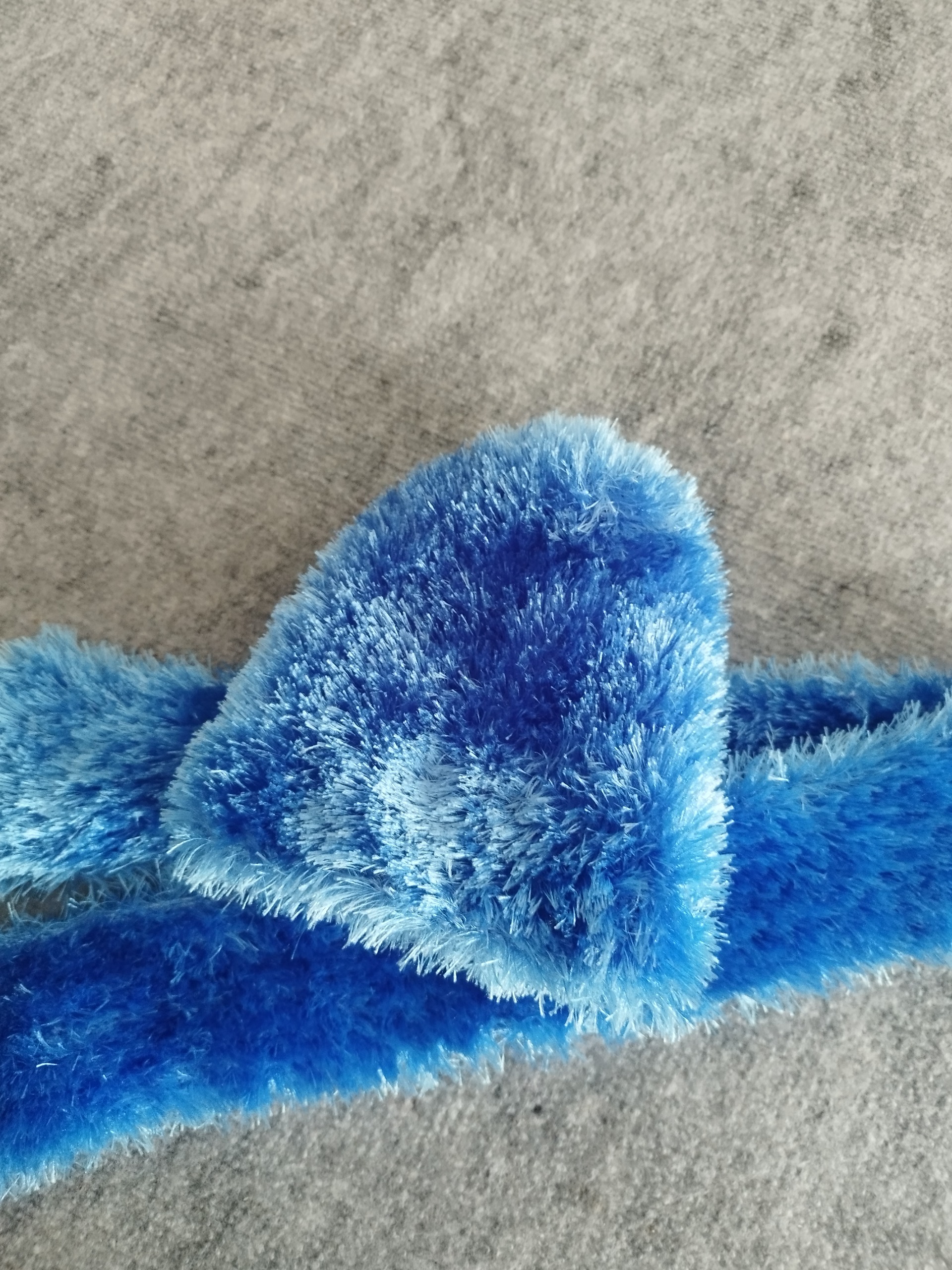 شال و کلاه بچگانه