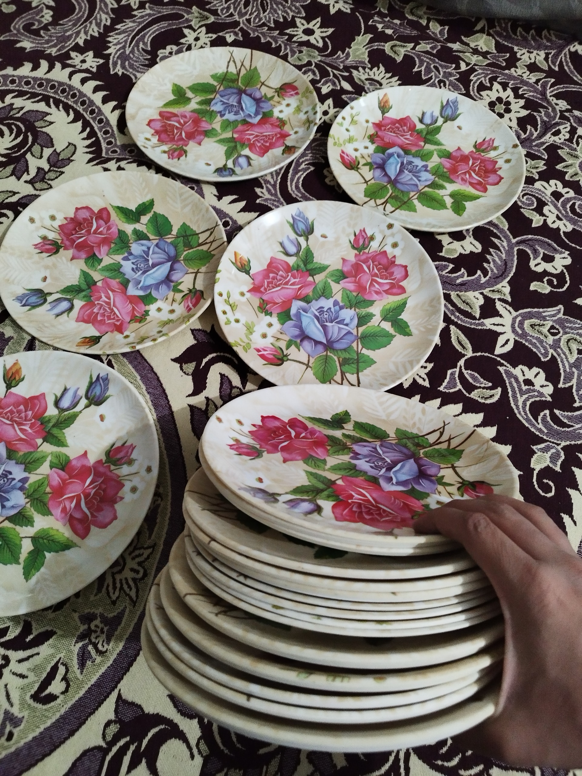 بشقاب های پلوخوری وخورش خوری پهلوی