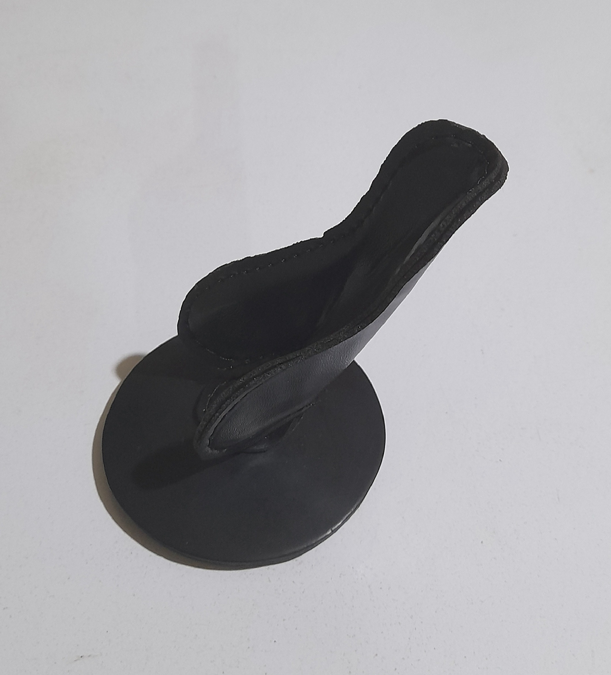 پایه نگهدارنده پیپ چرم