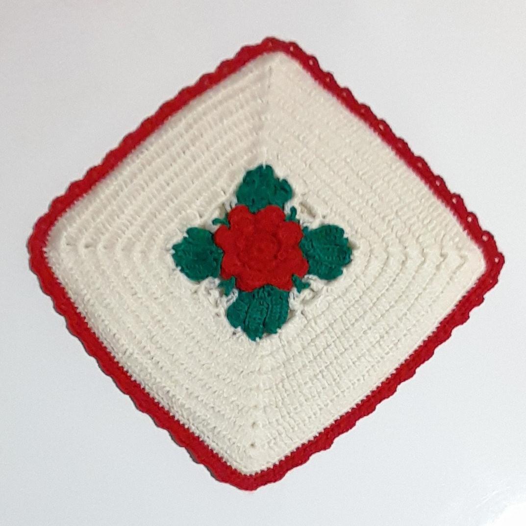 زیرقابلمه ای دولایه گل دستبافت