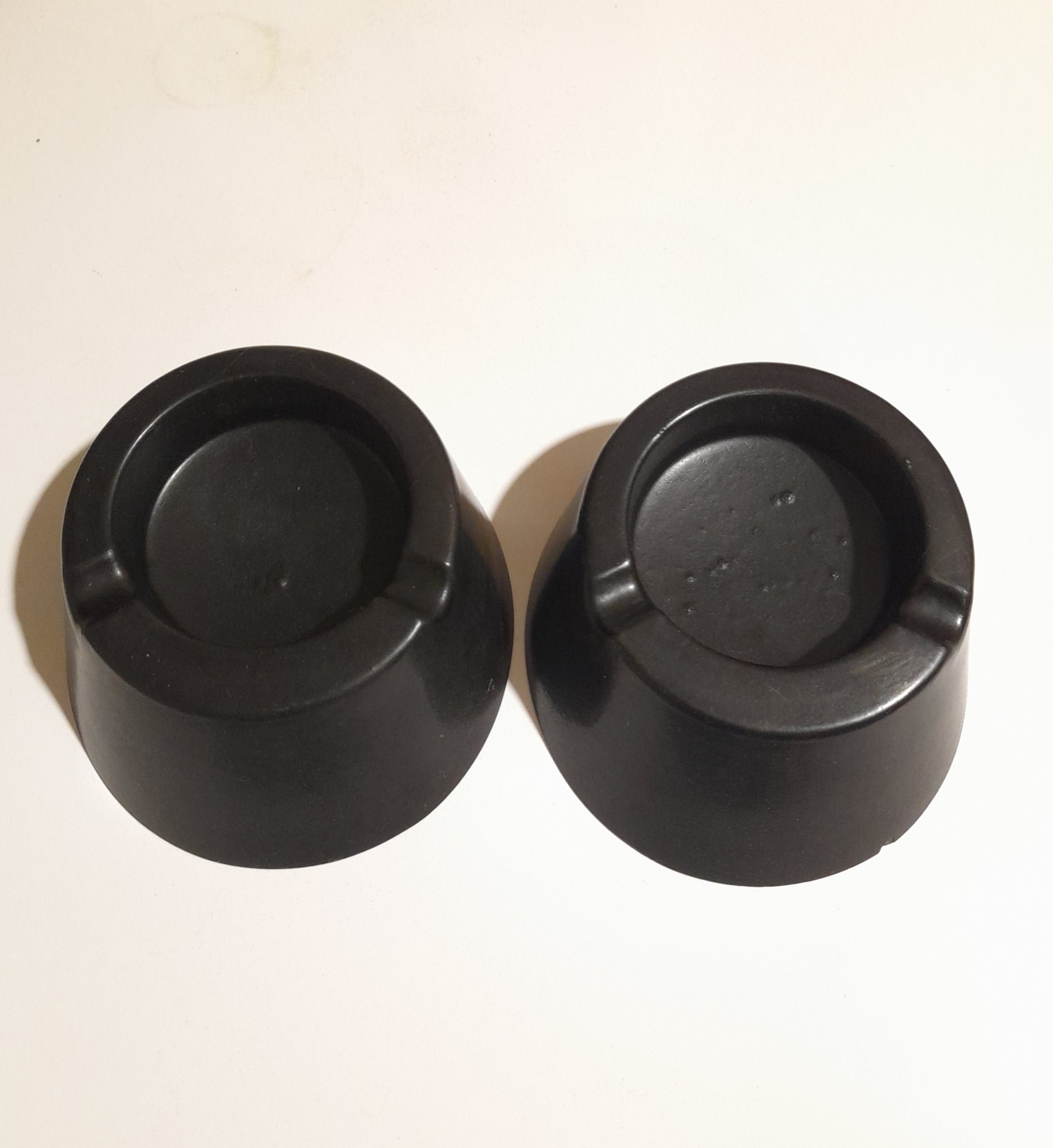 زیرسیگاری قدیمی (یک جفت)