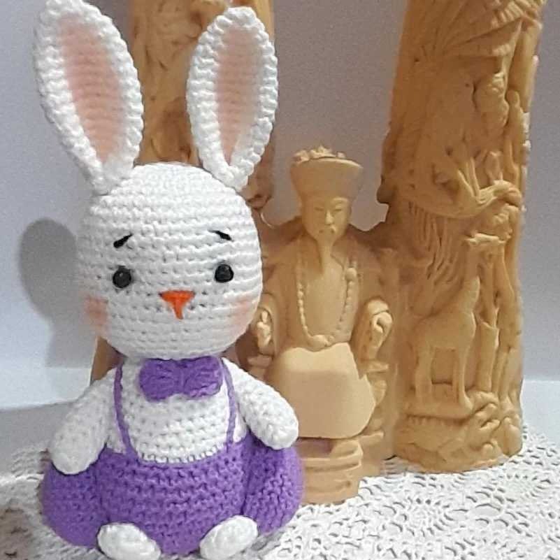 خرگوش زیبا دستبافت