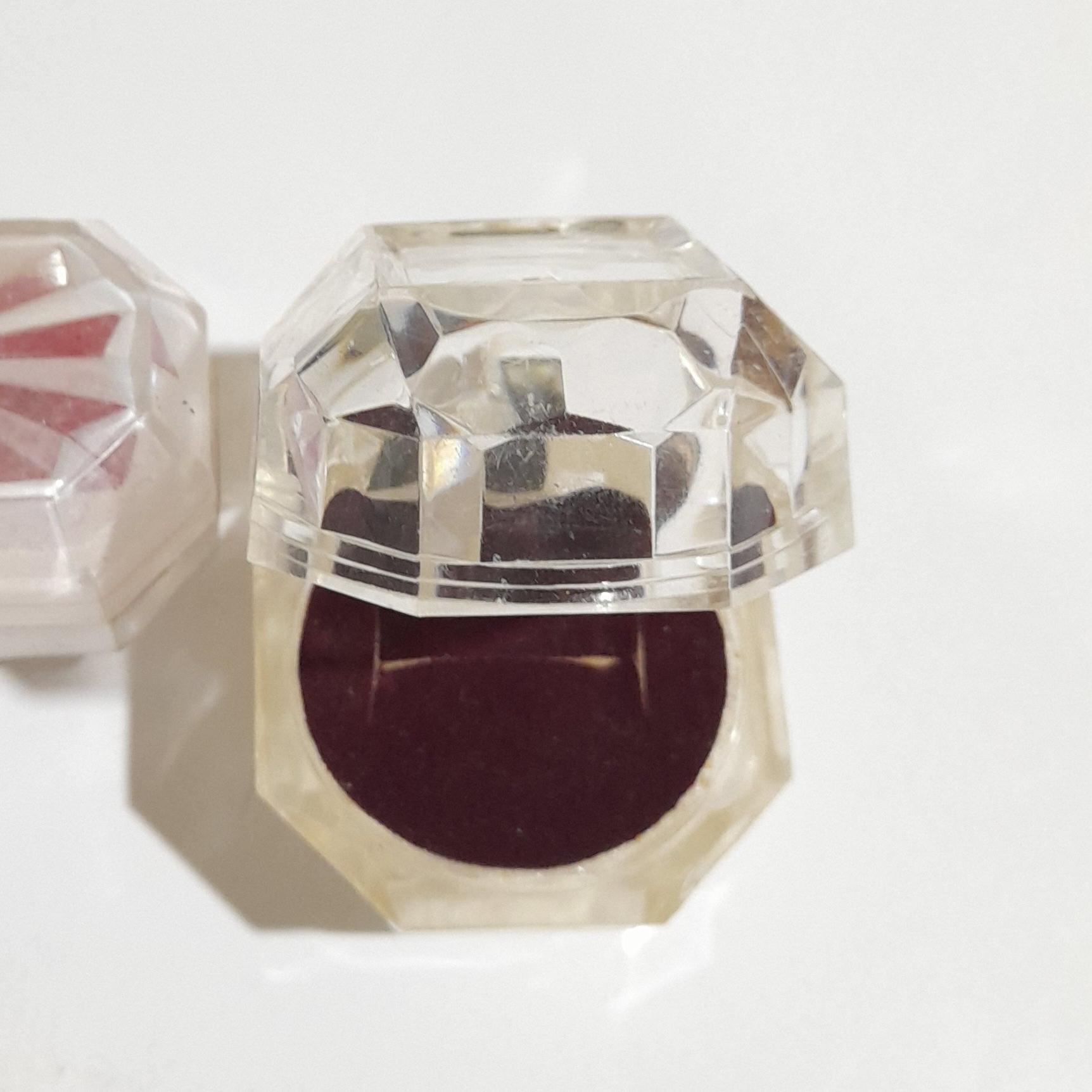 جعبه انگشتر کریستالی