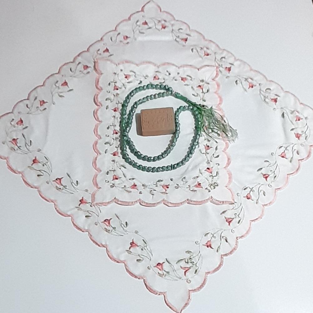 جانماز گلدوزی سفید