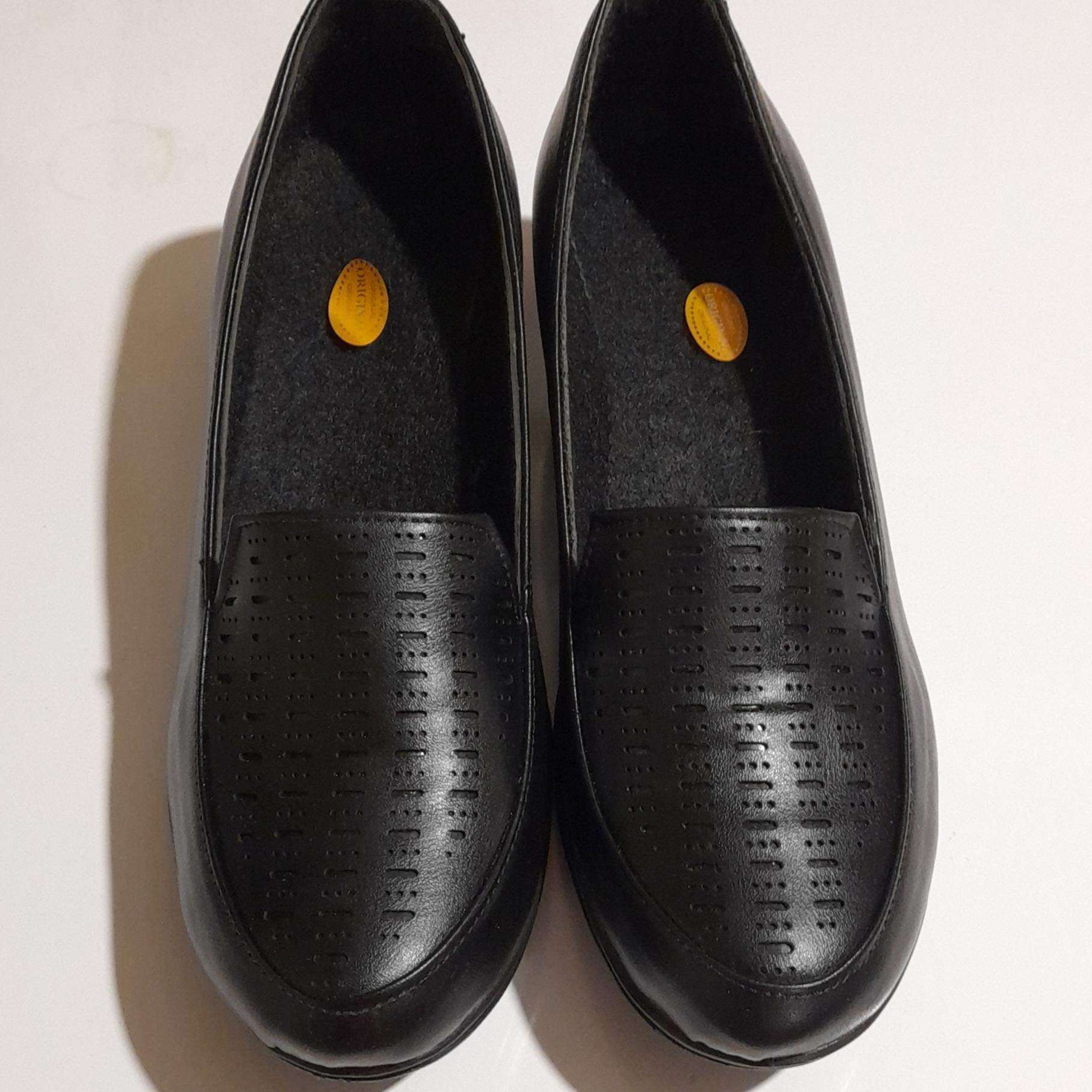 کفش زنانه طبی