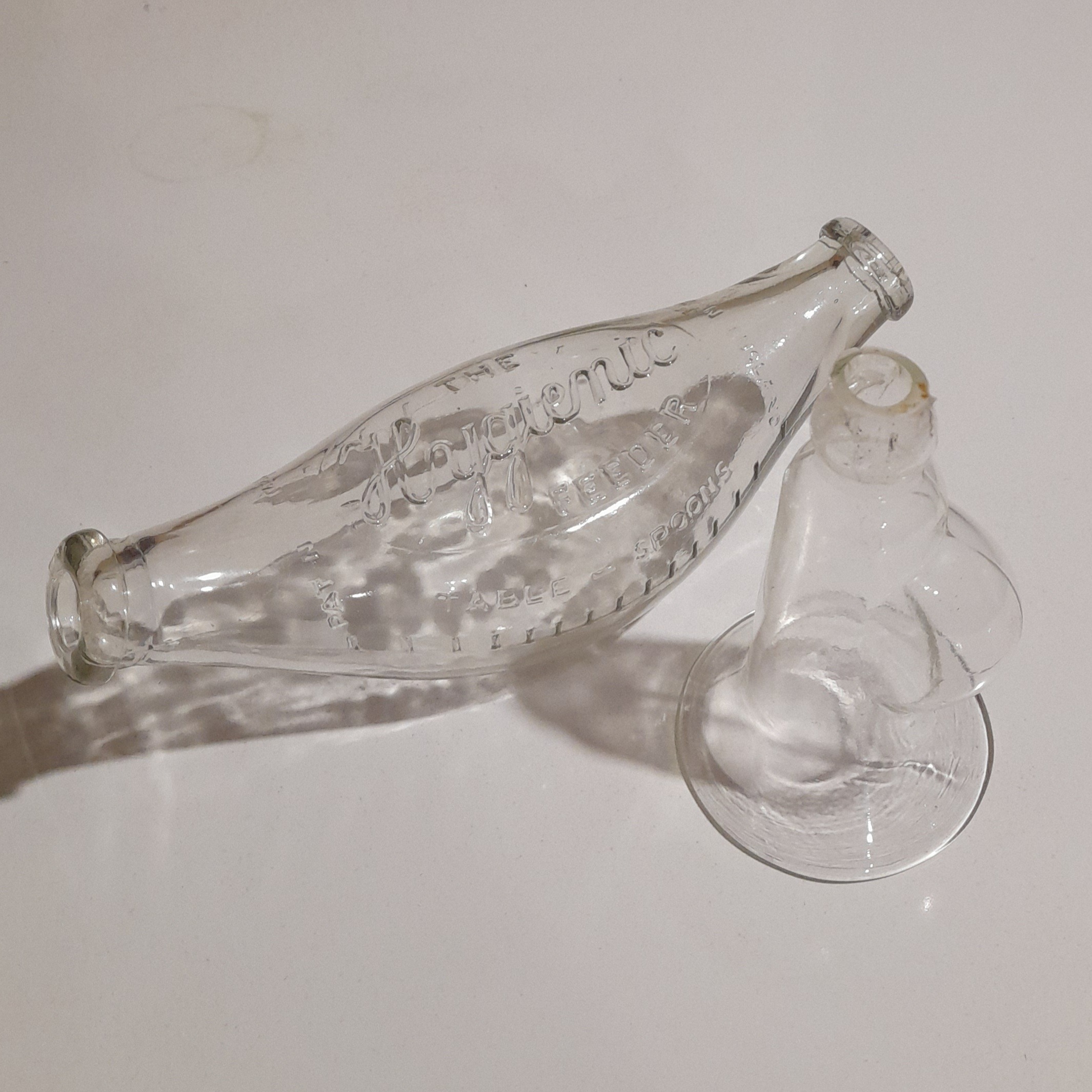 شیشه شیر قدیمی