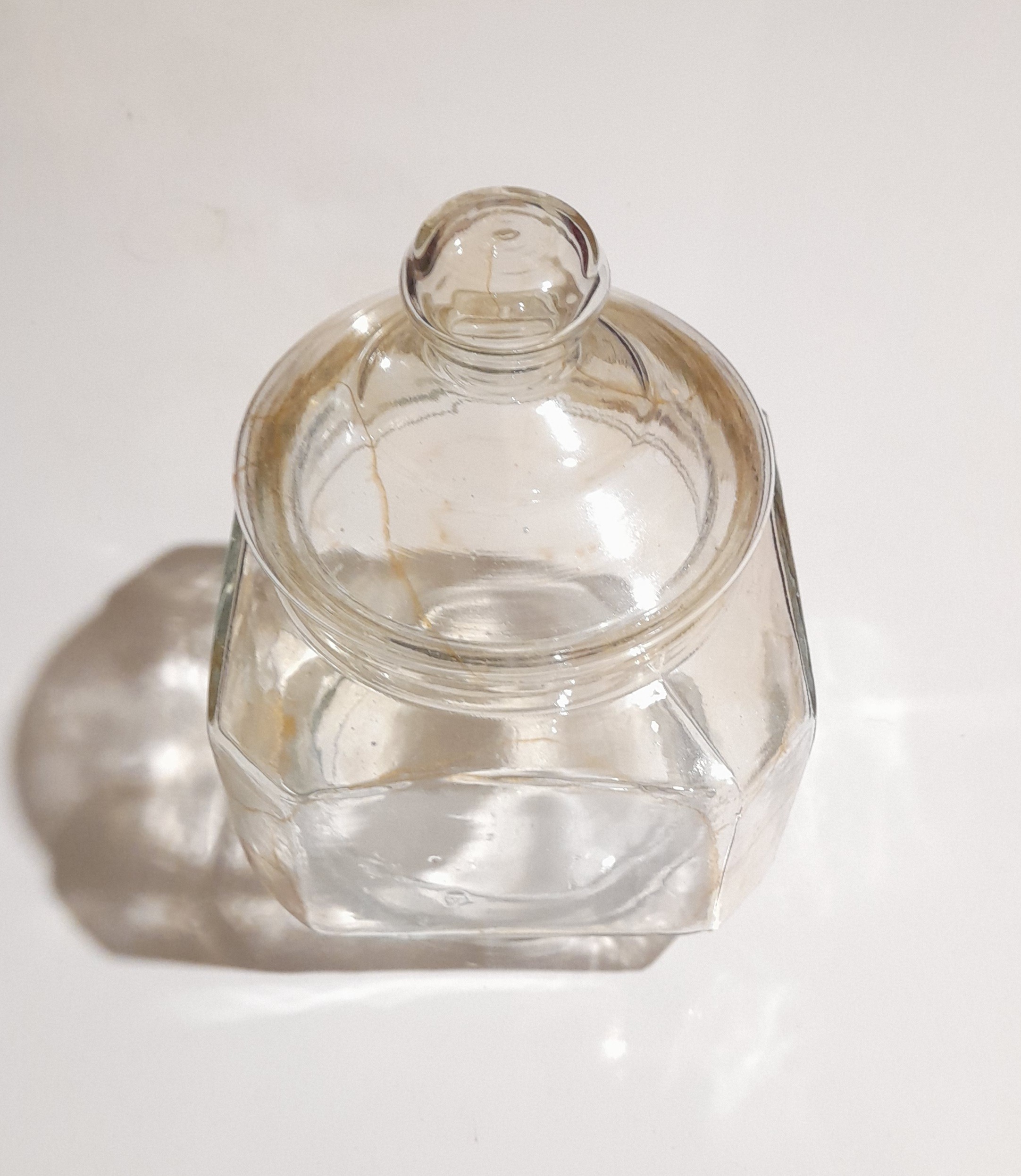 شکلات خوری قدیمی