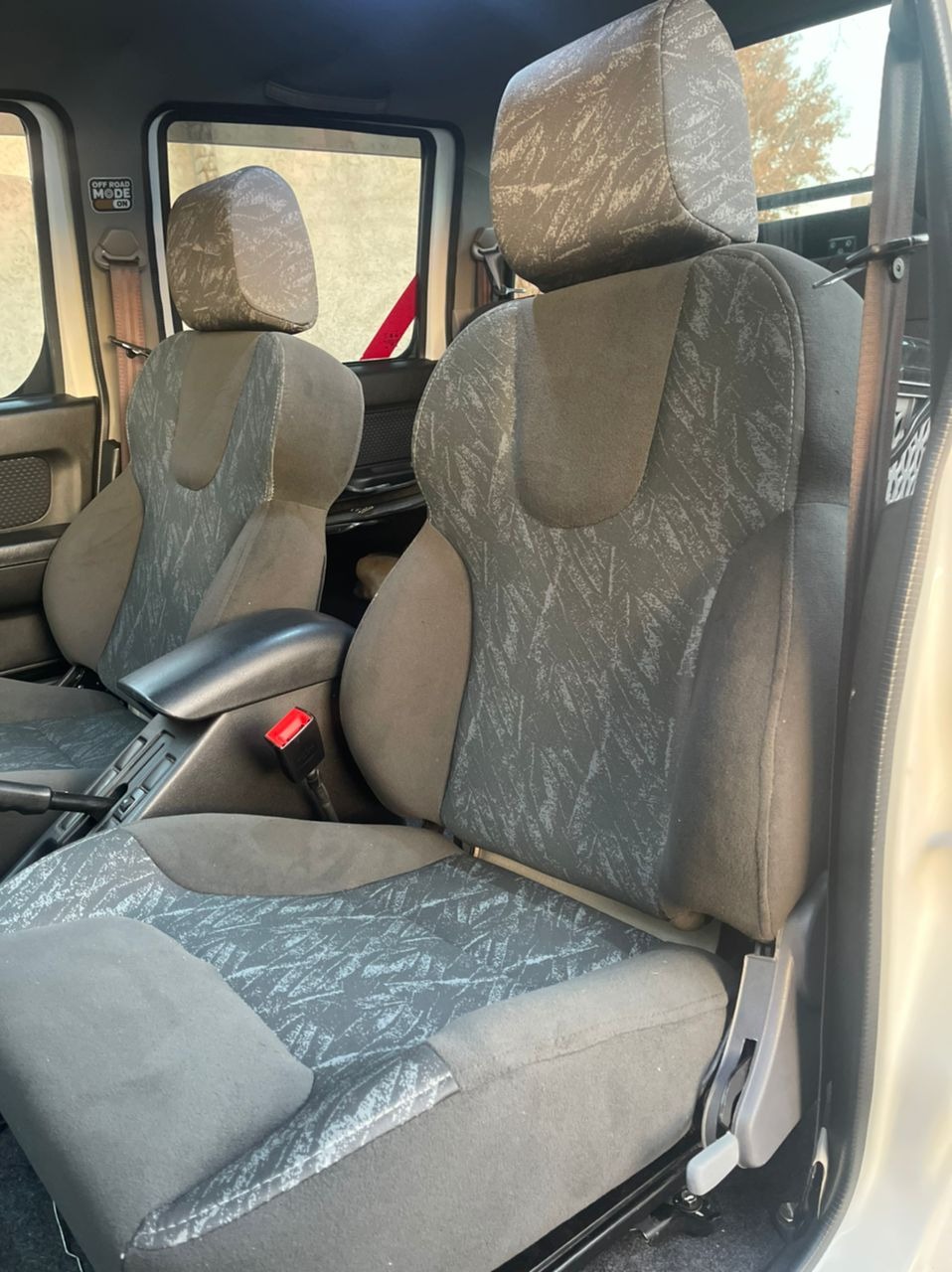 صندلی پیکاپ و پاژن