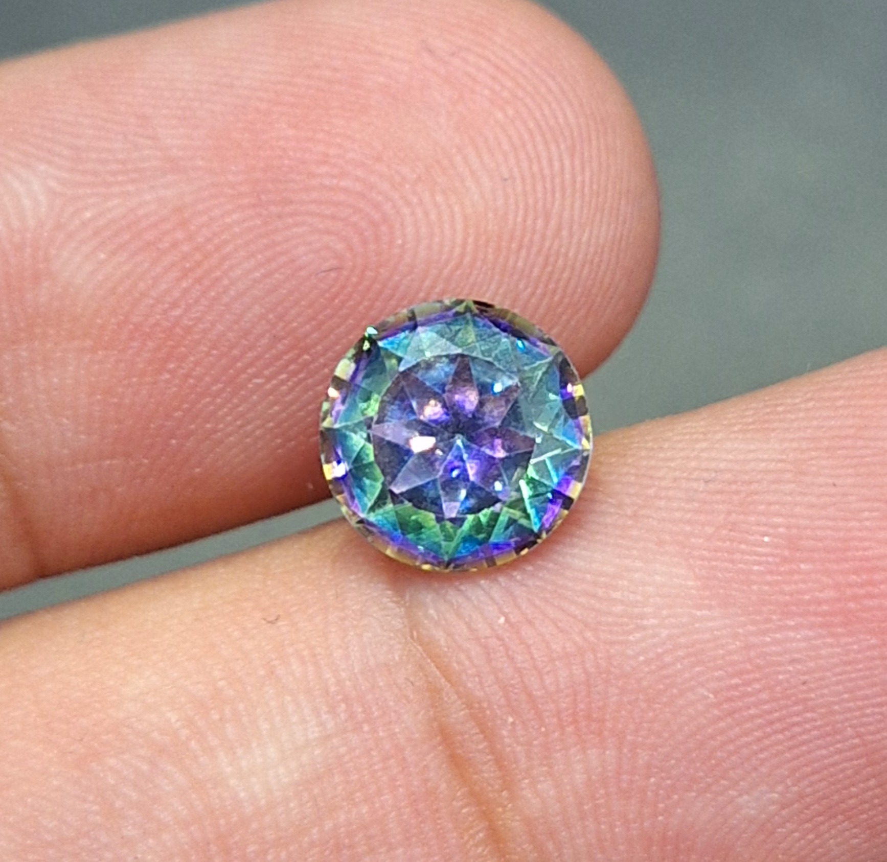 سنگ جواهری توپاز هفت رنگ کد s156