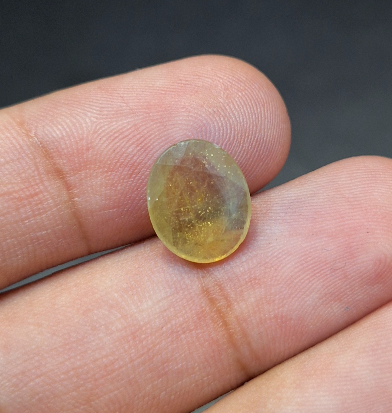 سنگ یاقوت زرد آفریقایی معدنی کد 808