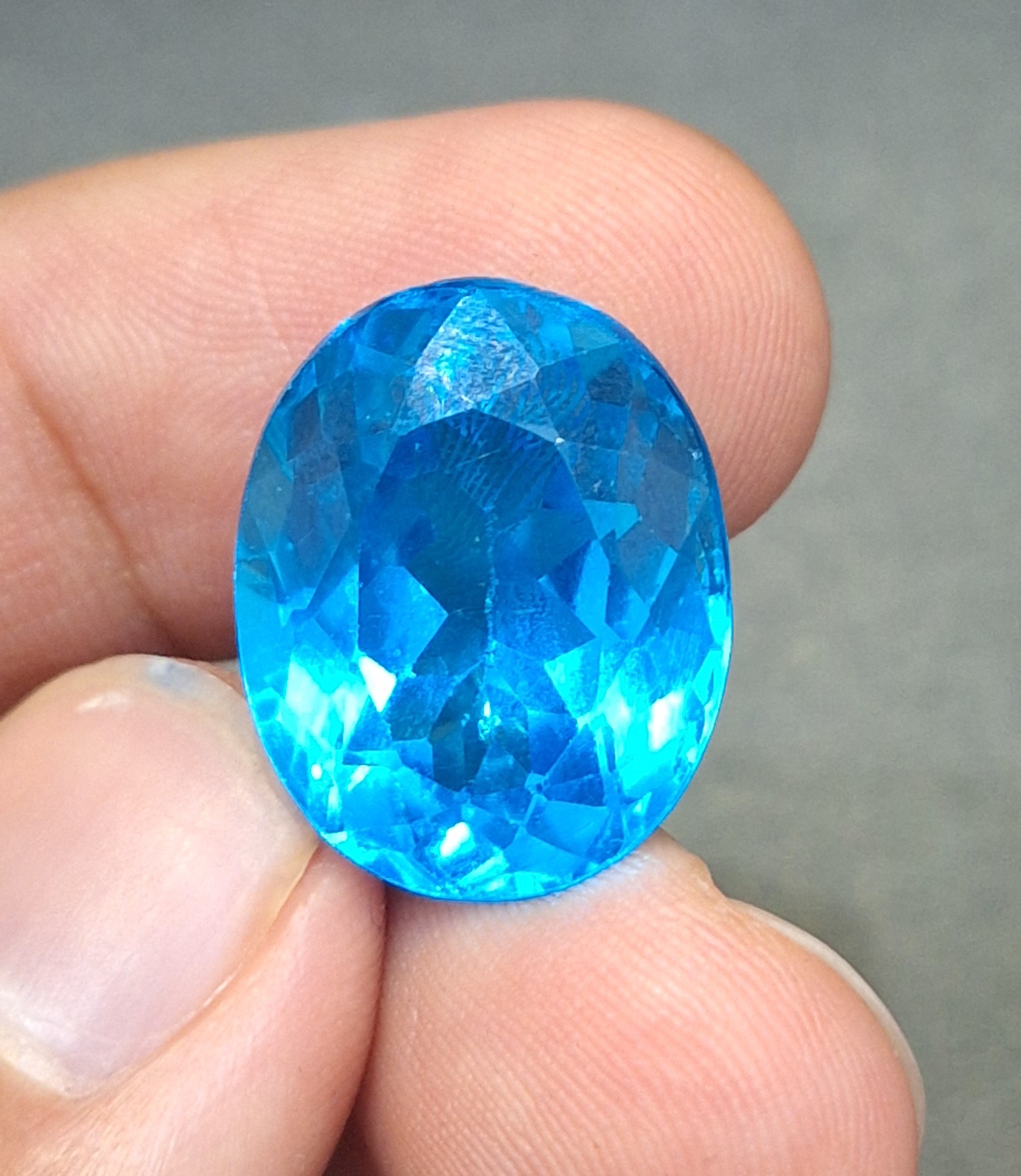 نگین سنگ جواهری توپاز آبی کدs159