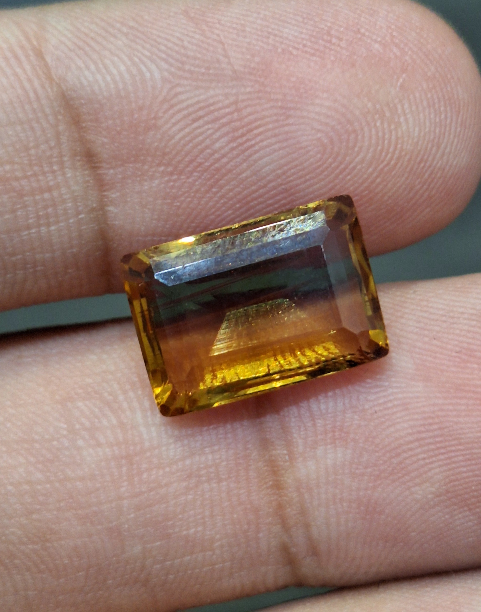 سنگ الکساندریت زولتانایت اصلی کدs165