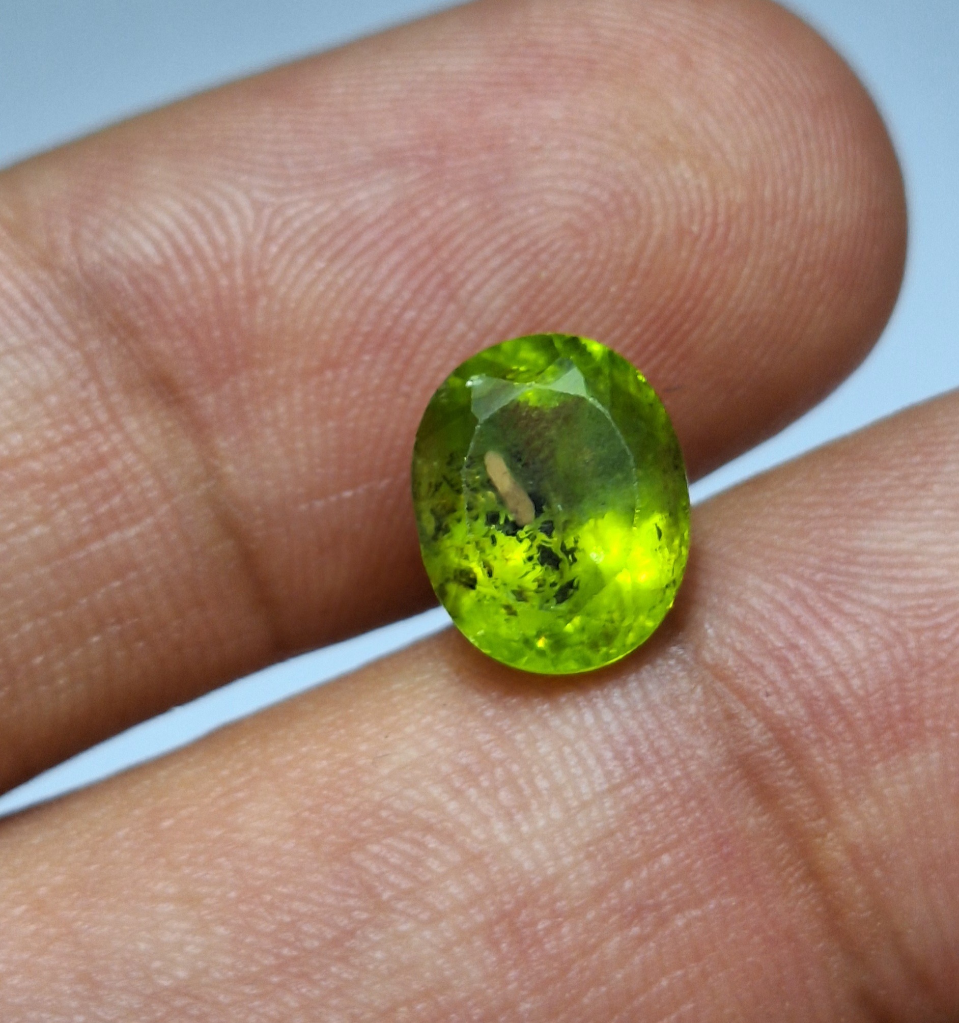 زبرجد کاهویی معدنی کد 219