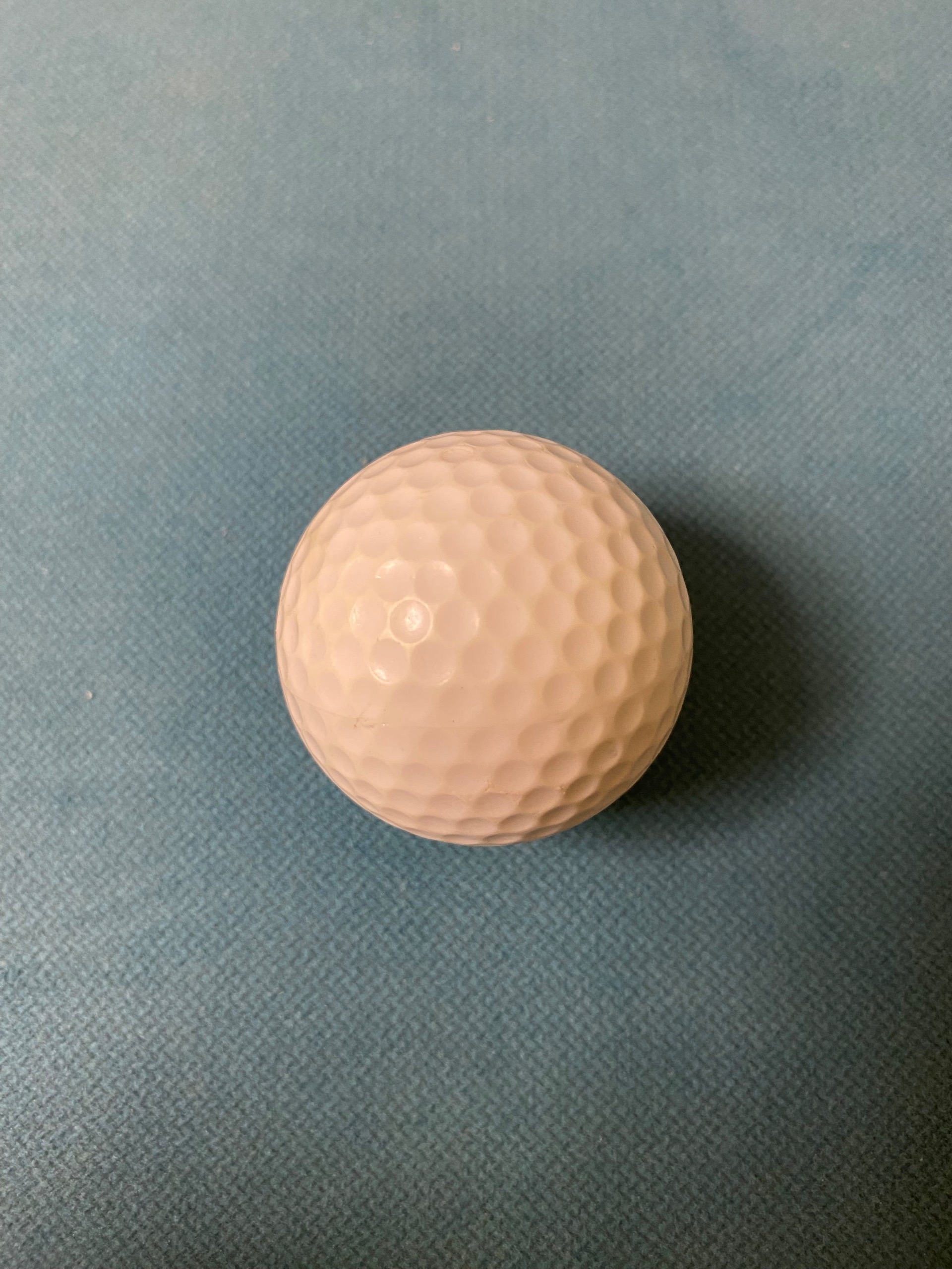 توپ گلف سفید ساده