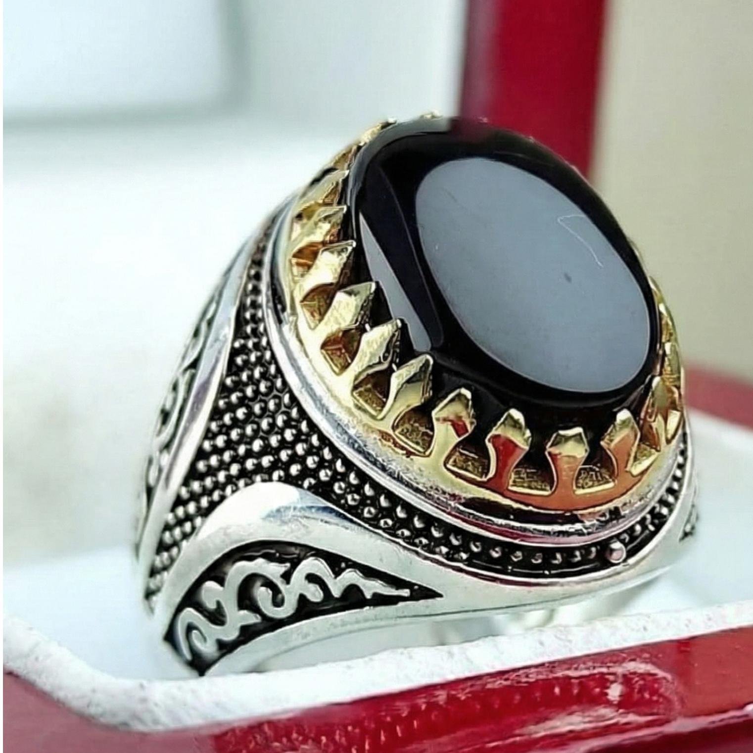 انگشتر عقیق مشکی با رکاب نقره 925