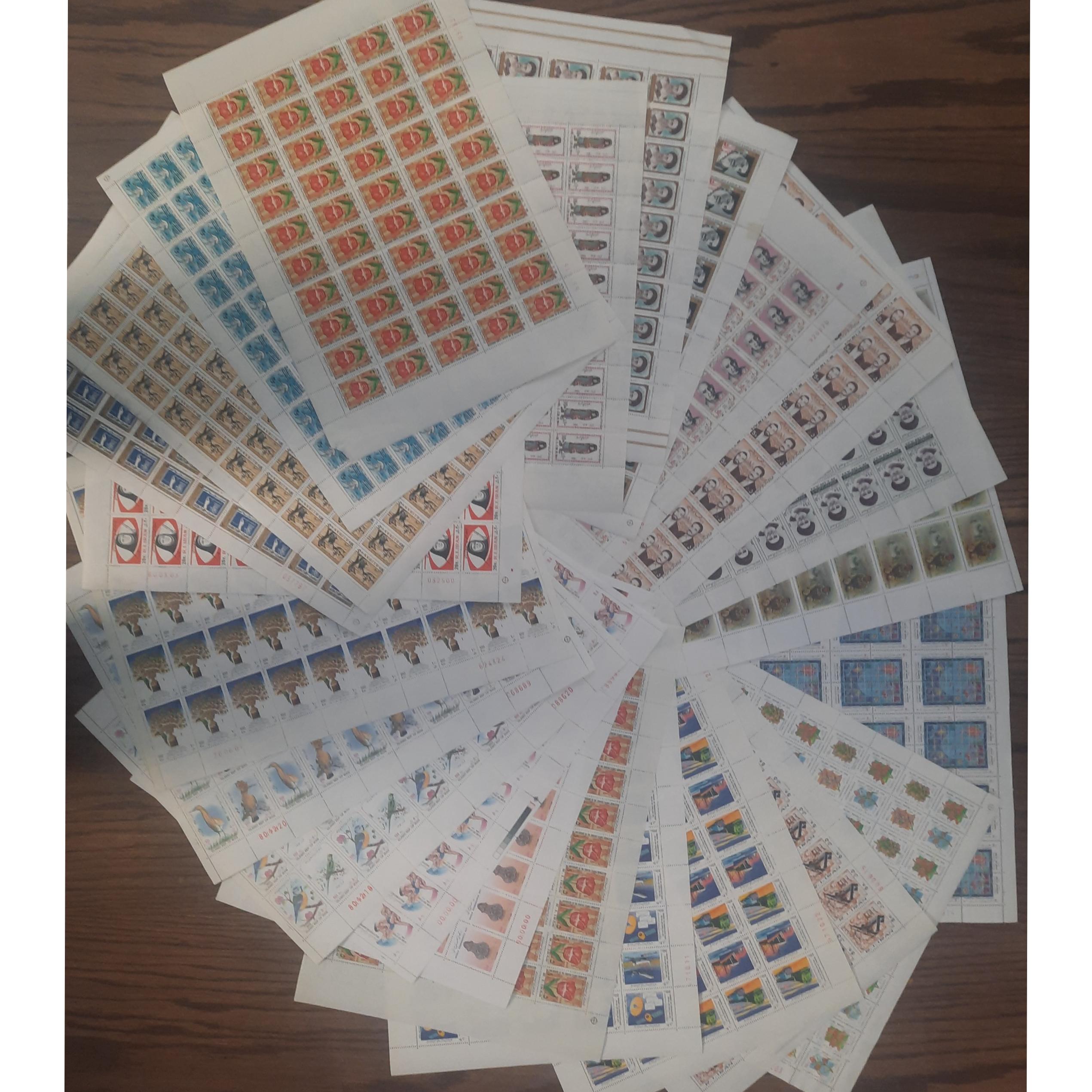 23 ورق تمبر جمهوری مطابق تصویر آگهی