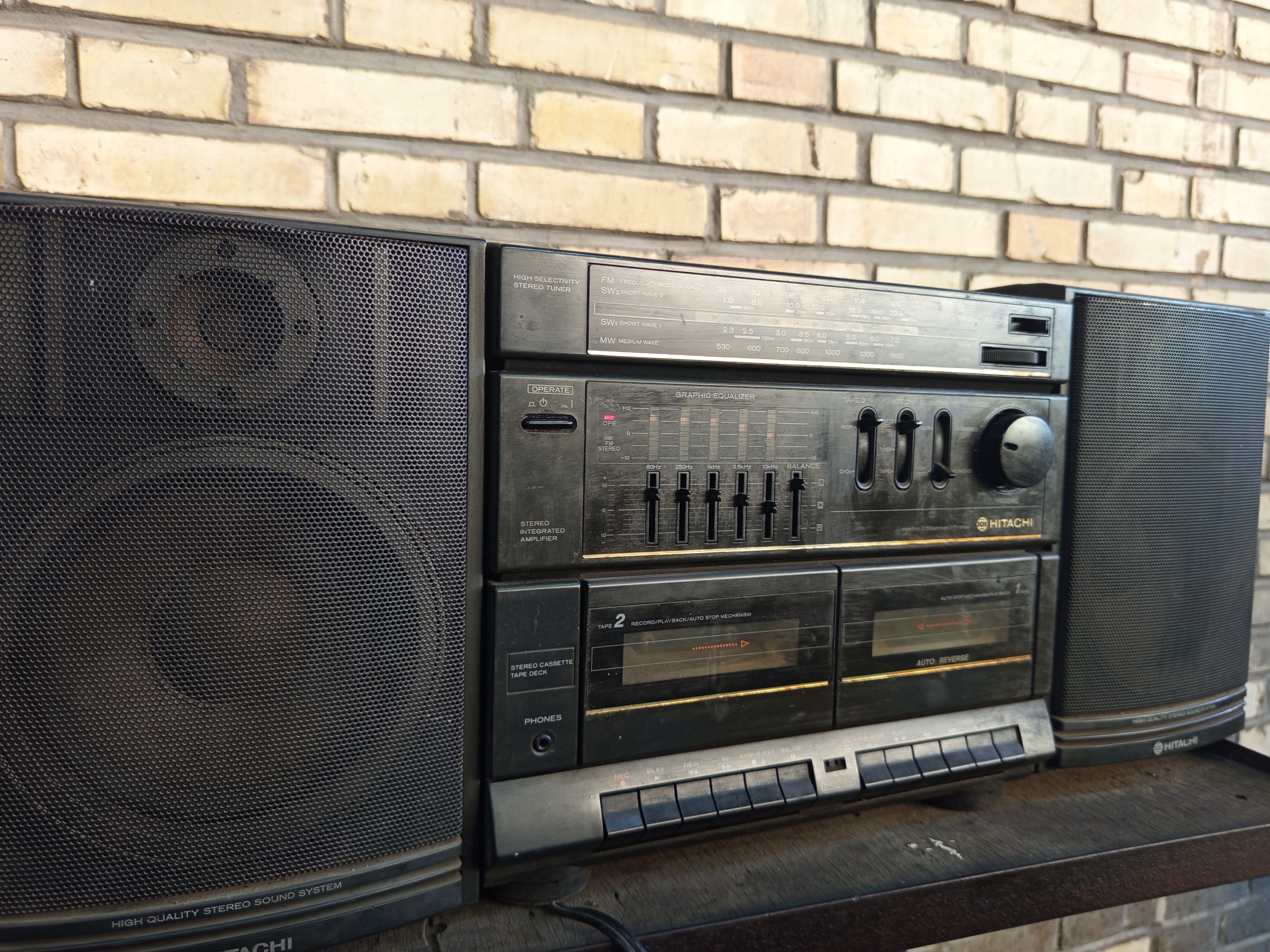 ضبط هیتاچی ms-w560w