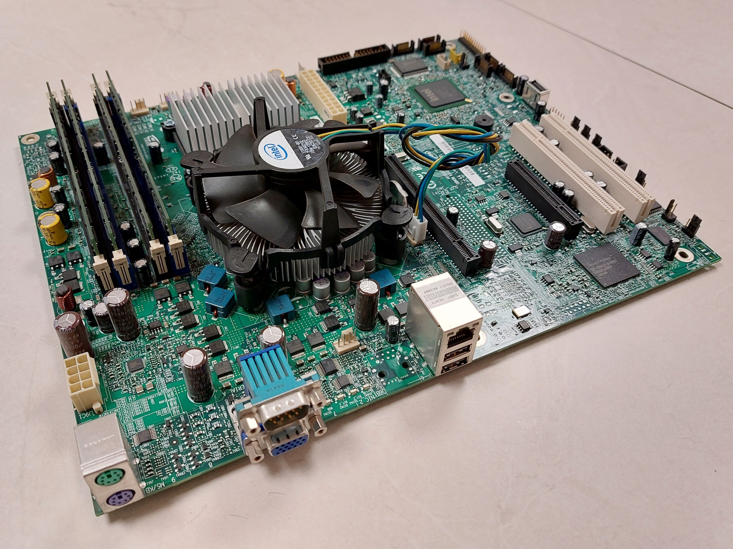 باندل Intel S3200SH