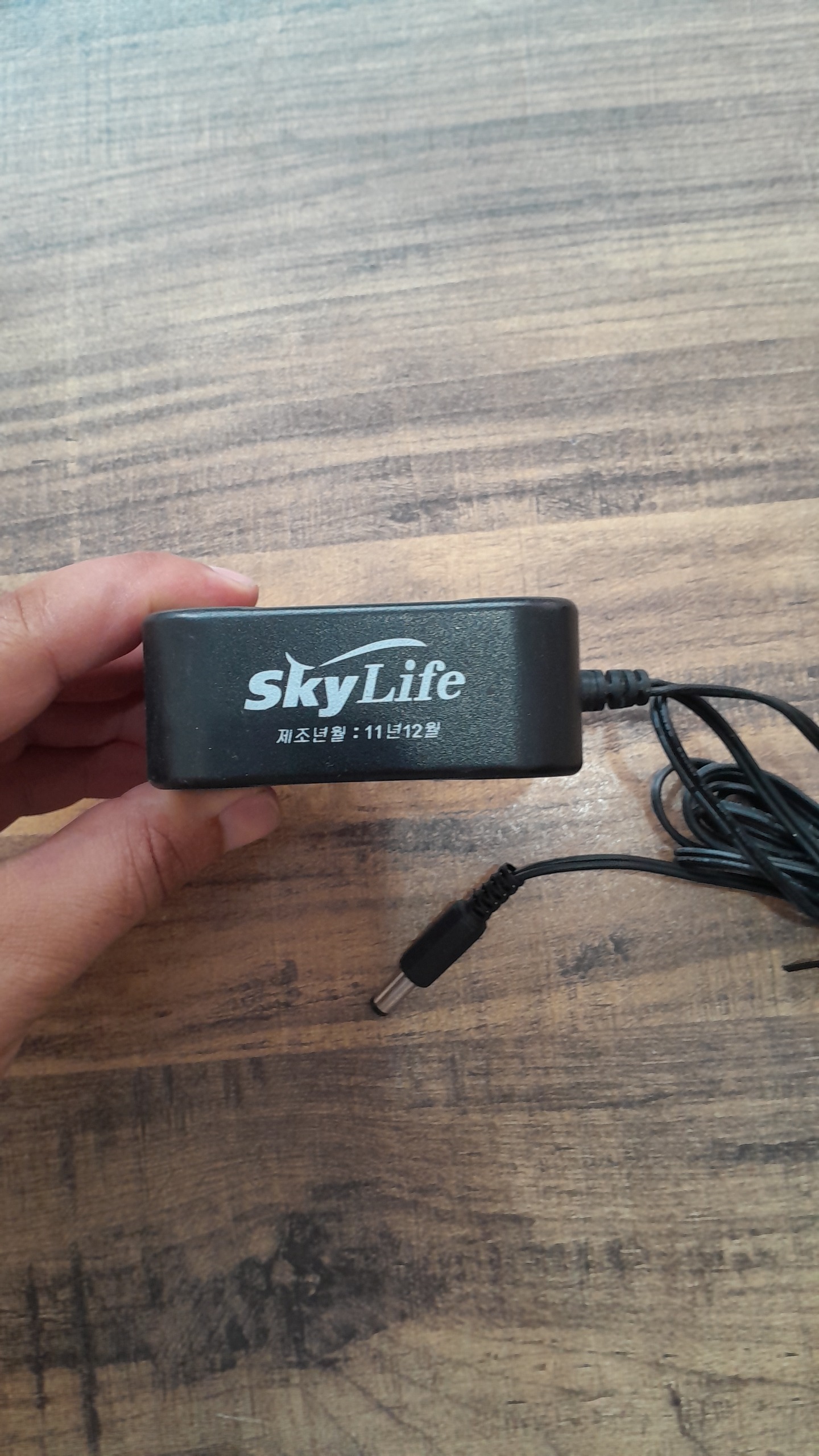 اداپتور 12 ولت 2 امپر SkyLife