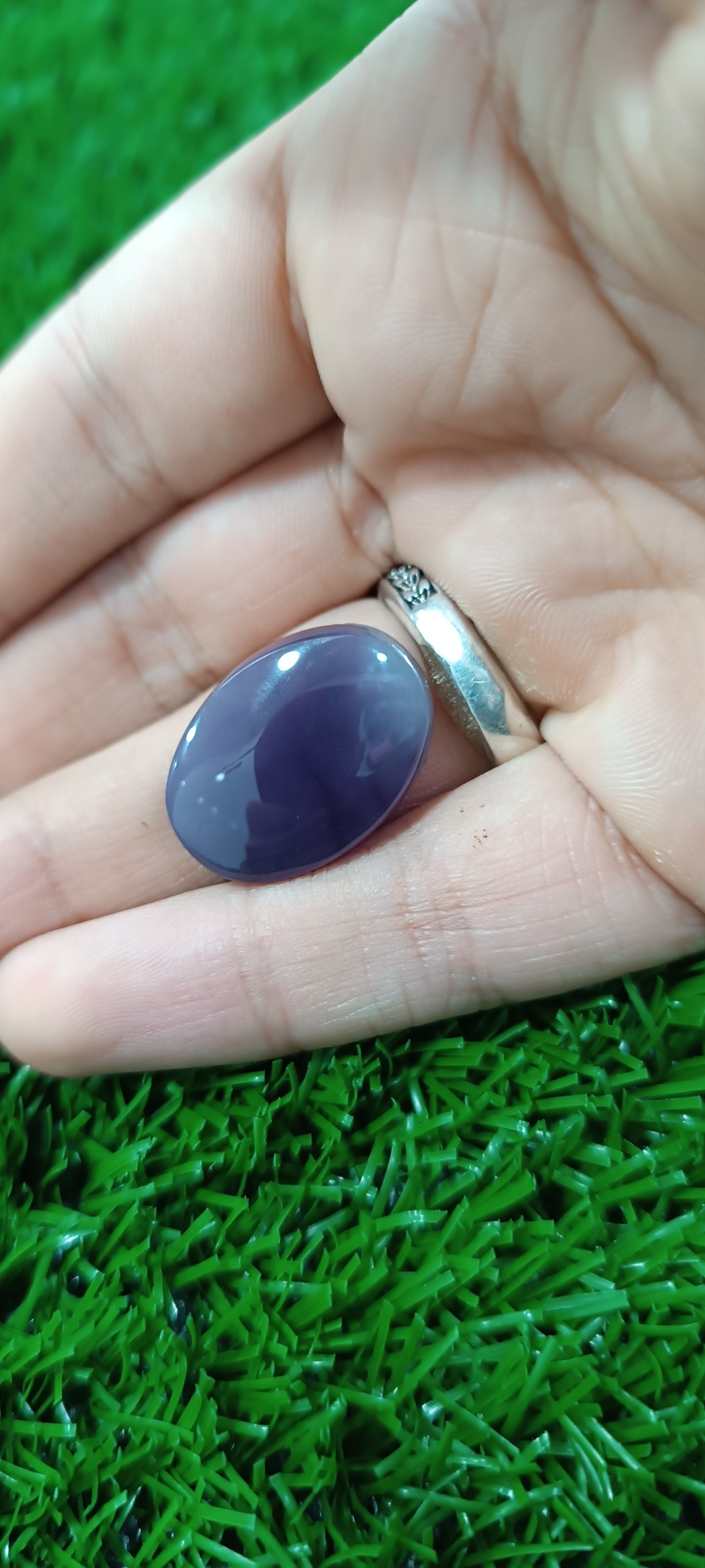 عقیق سوسنی ابری