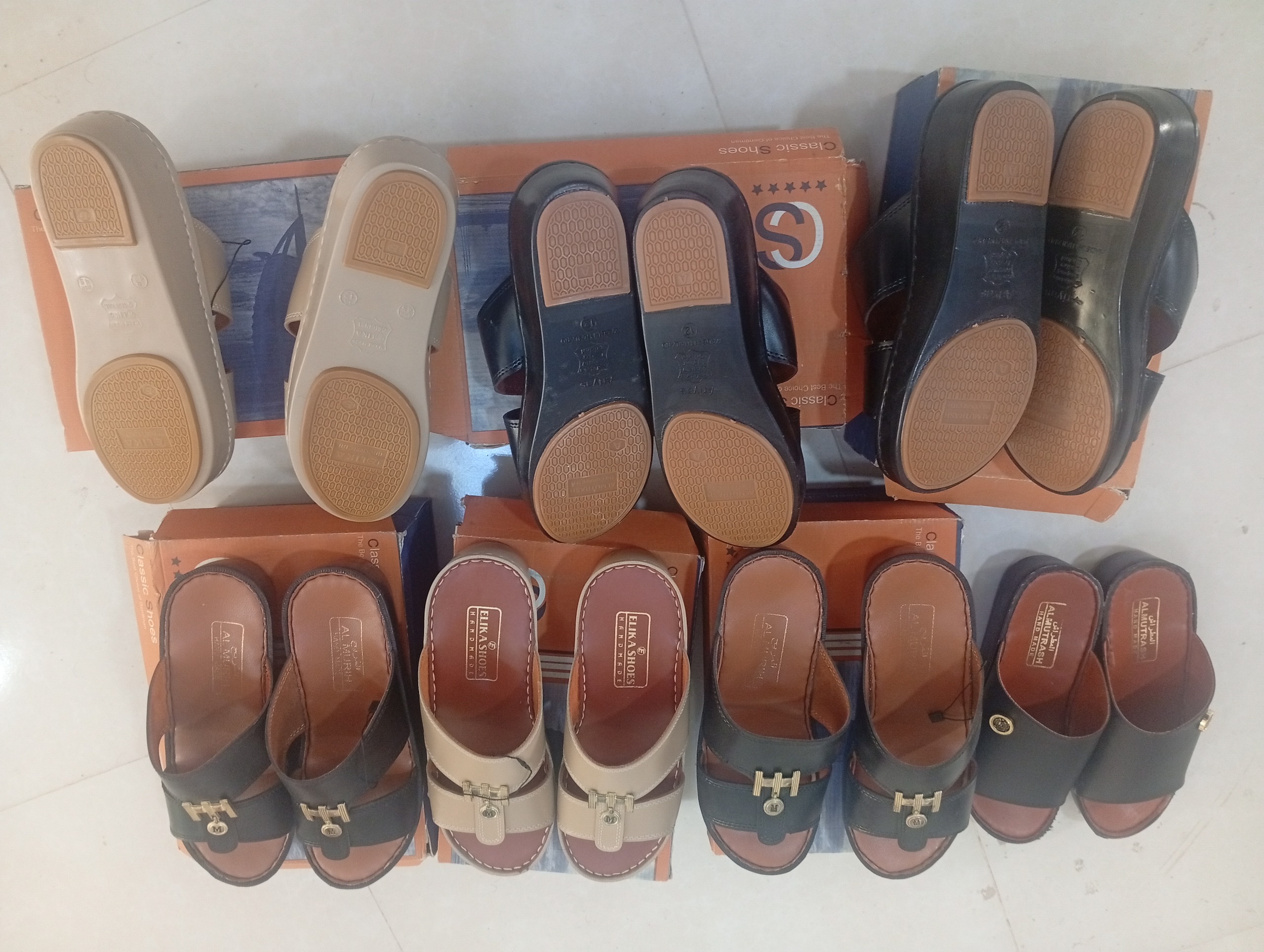 تعدادی دمپایی عربی زیر قیمت