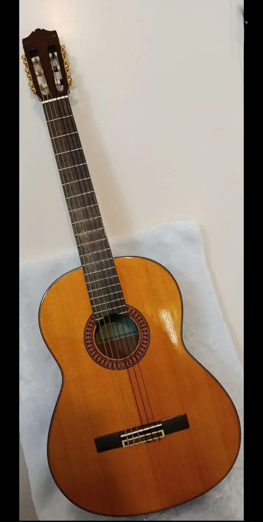گیتار کلاسیک Yamaha C80 اورجینال در حد نو