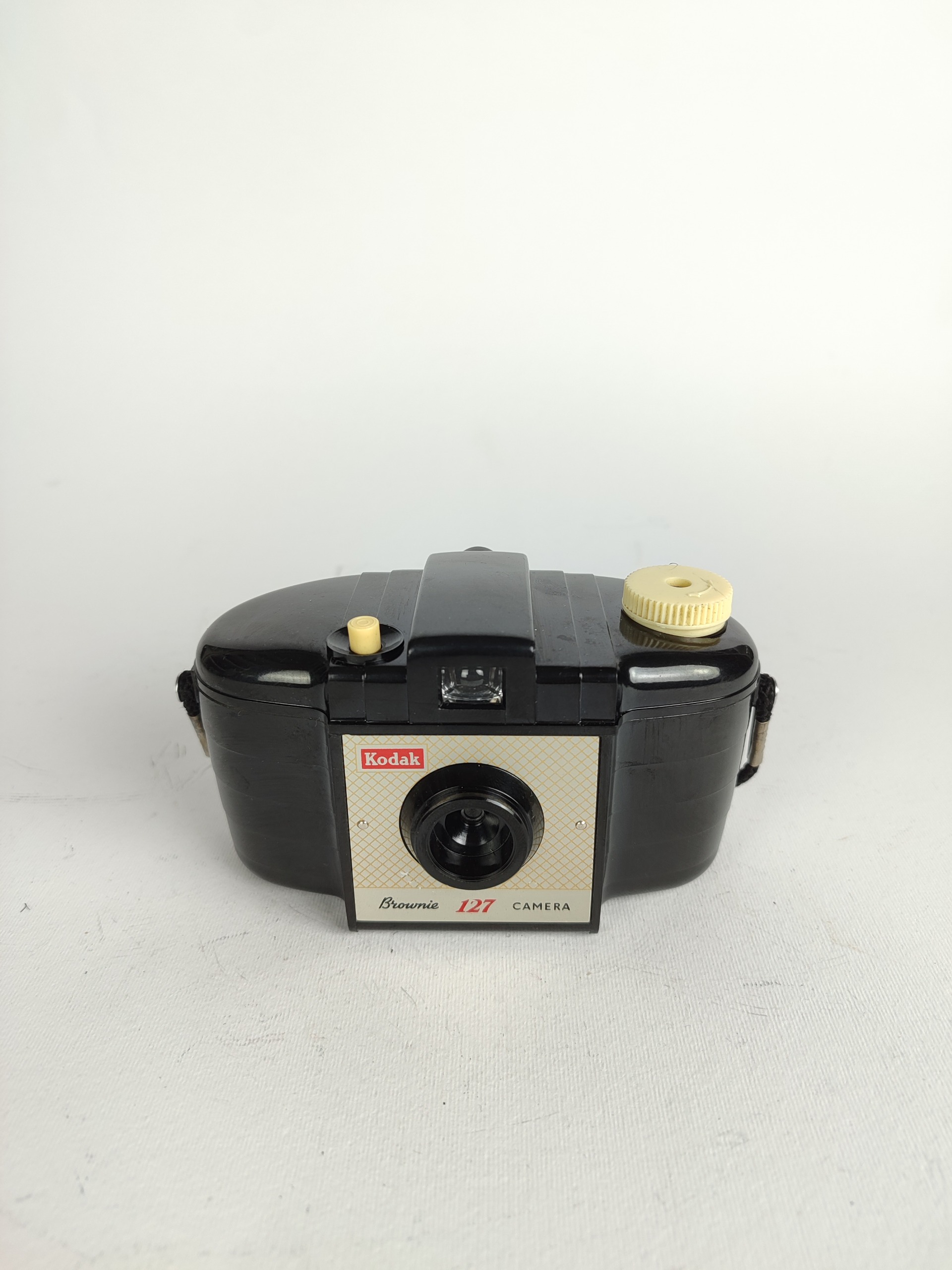 دوربین نایاب kodak 127