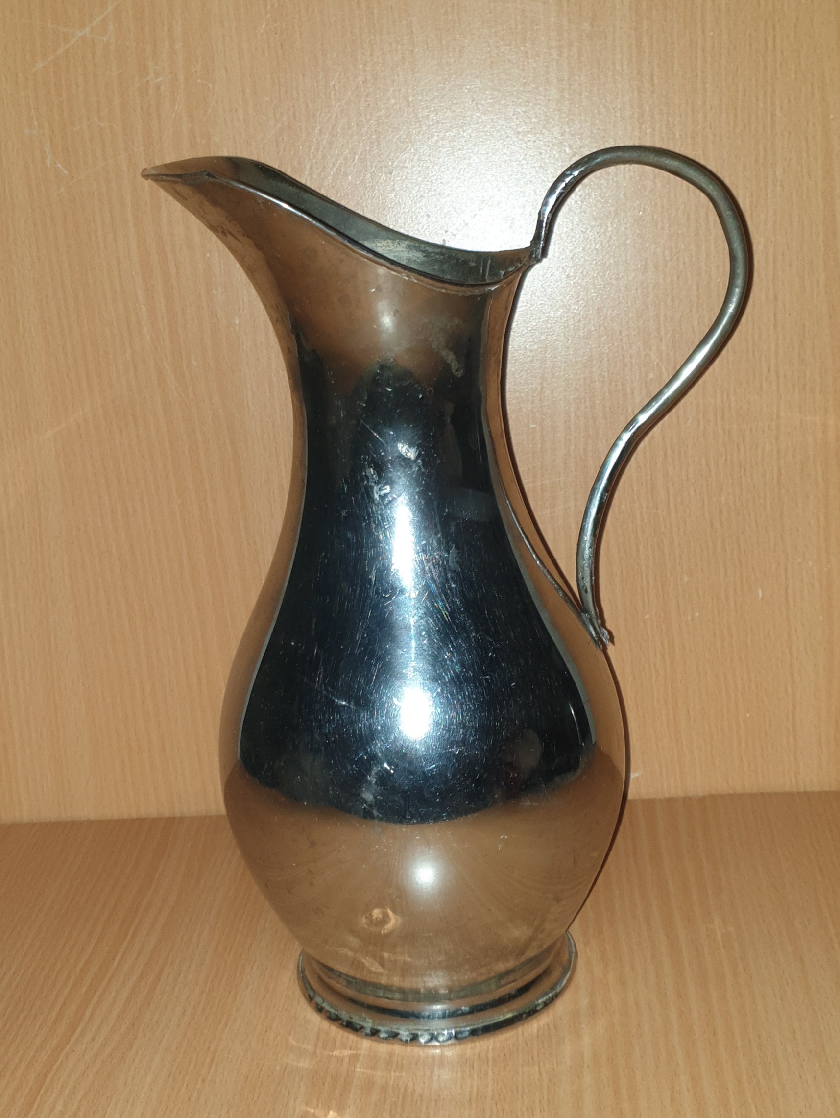 پارچ برنجی قدیمی