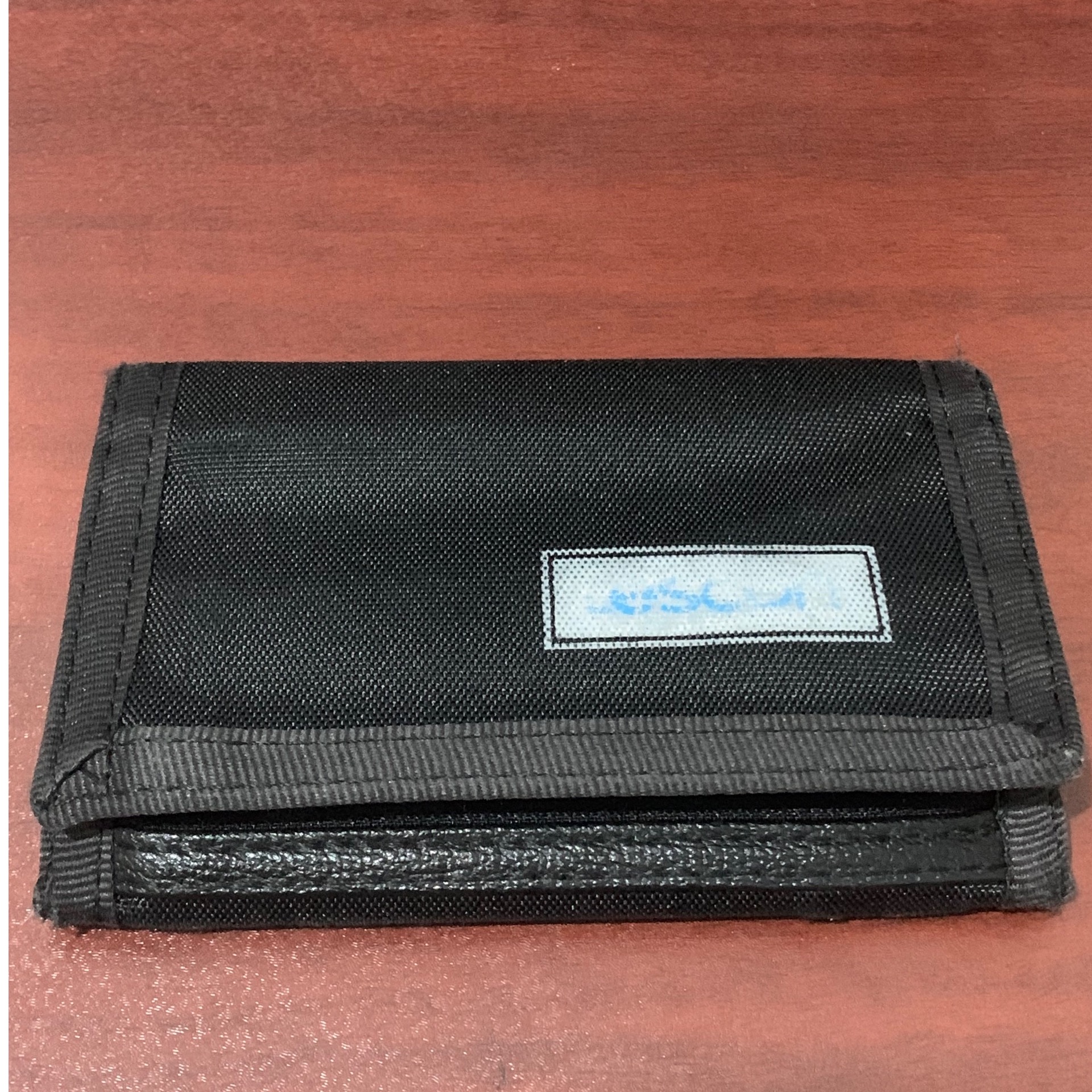 کیف پول خارجی لسکون lescon