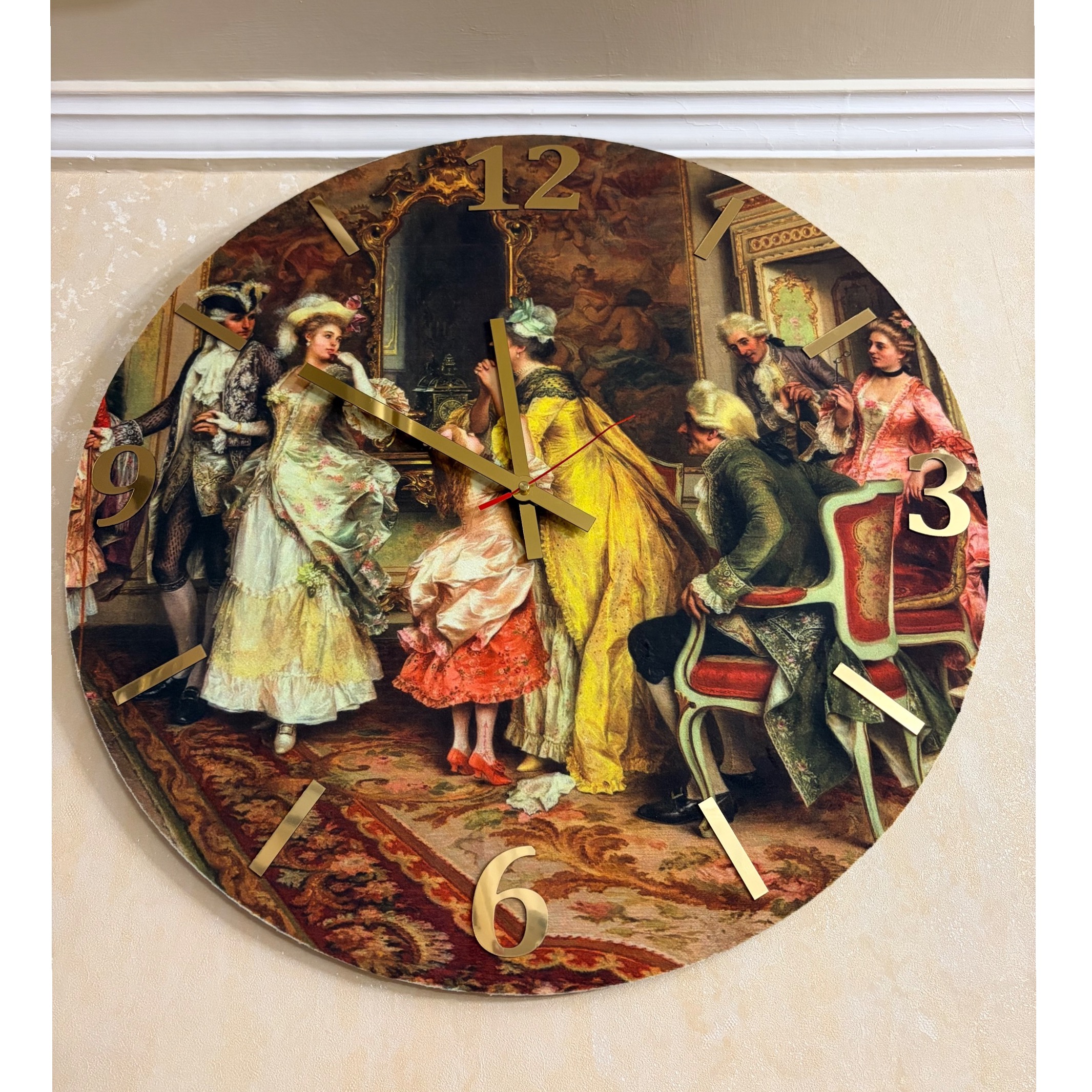 ساعت کلاسیک مخمل