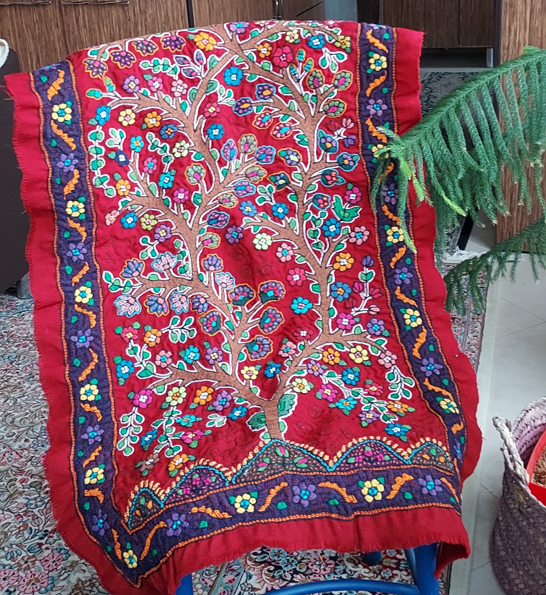 پته تابلو قرمز