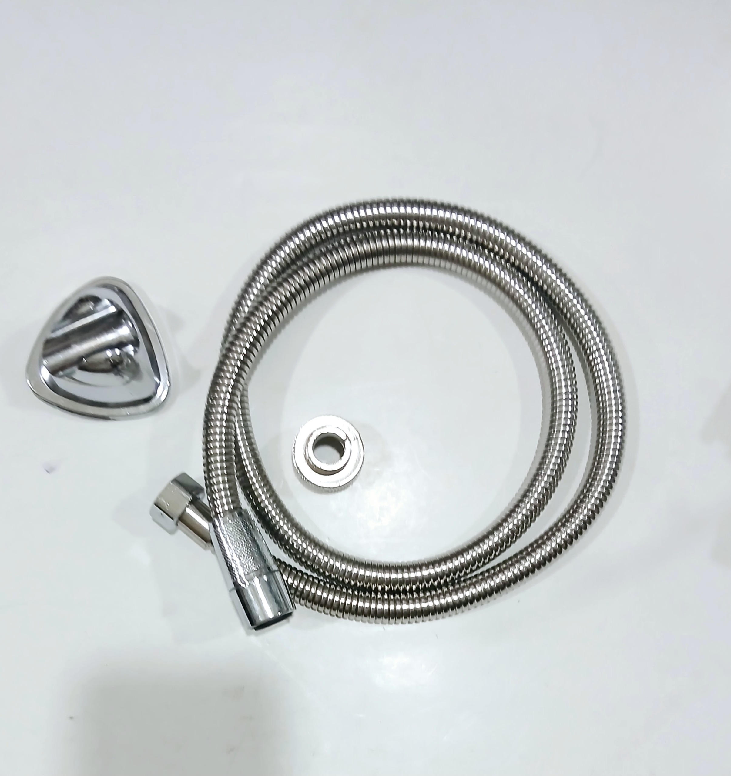 شلنگ دستشوی محیا 120 سانتی